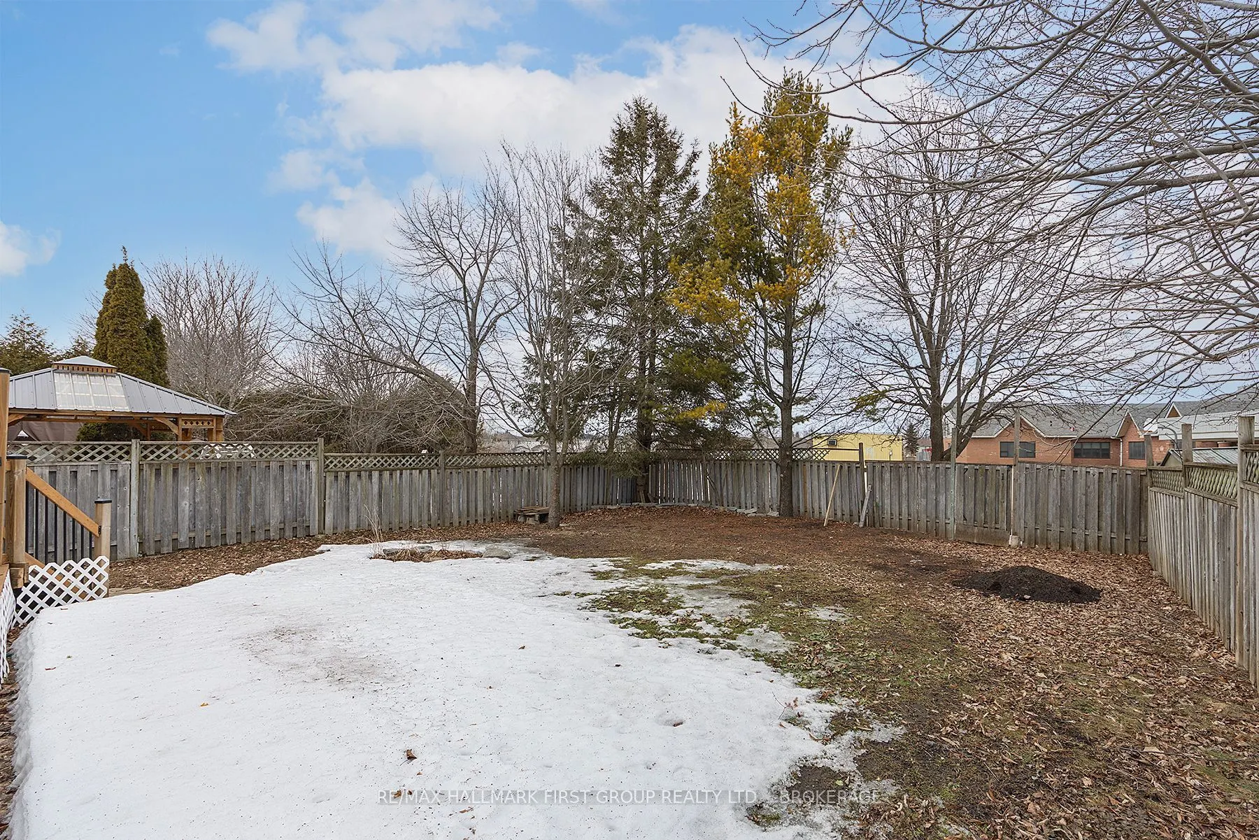806 Cataraqui Woods Drive