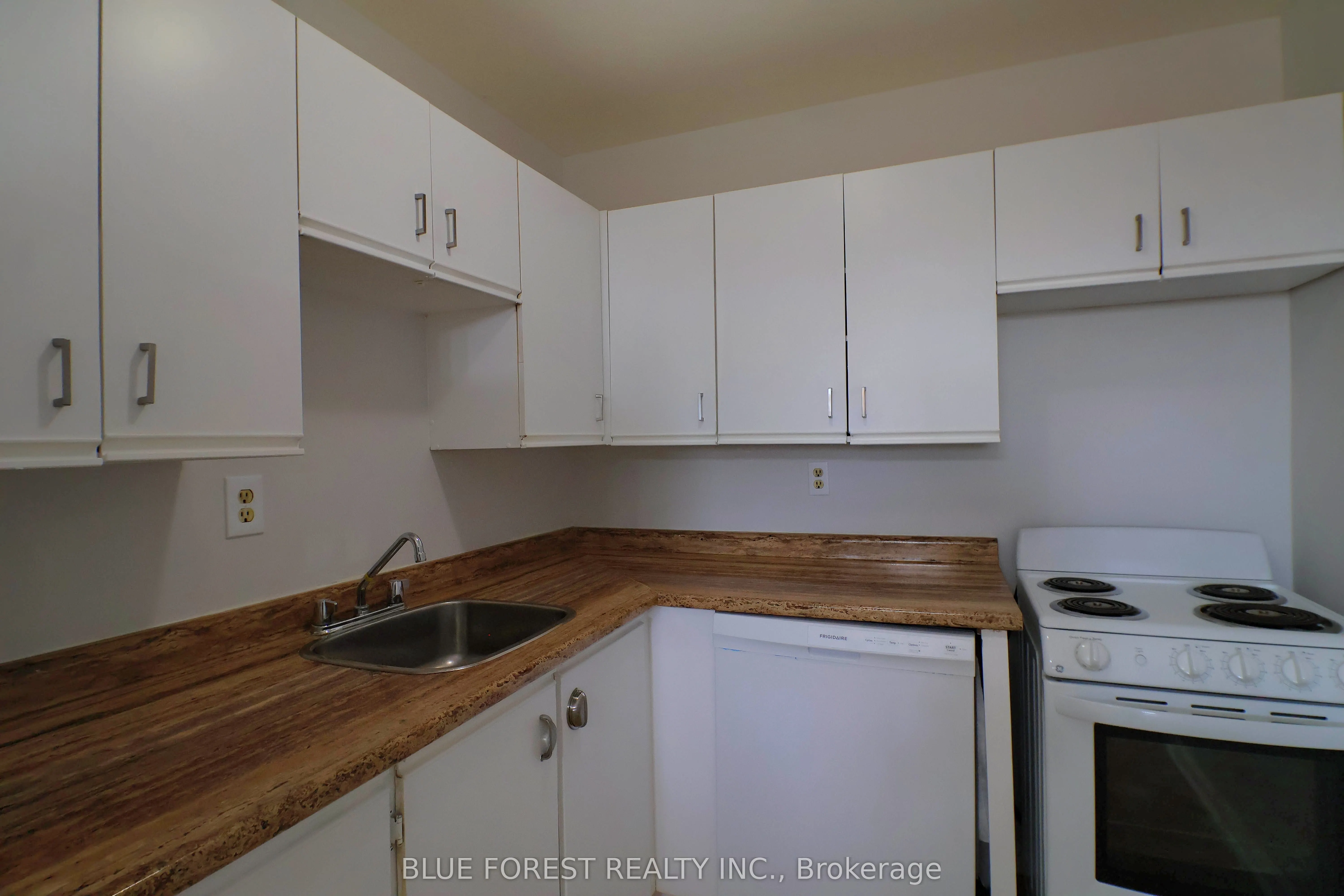 1106 Jalna Boulevard, #304