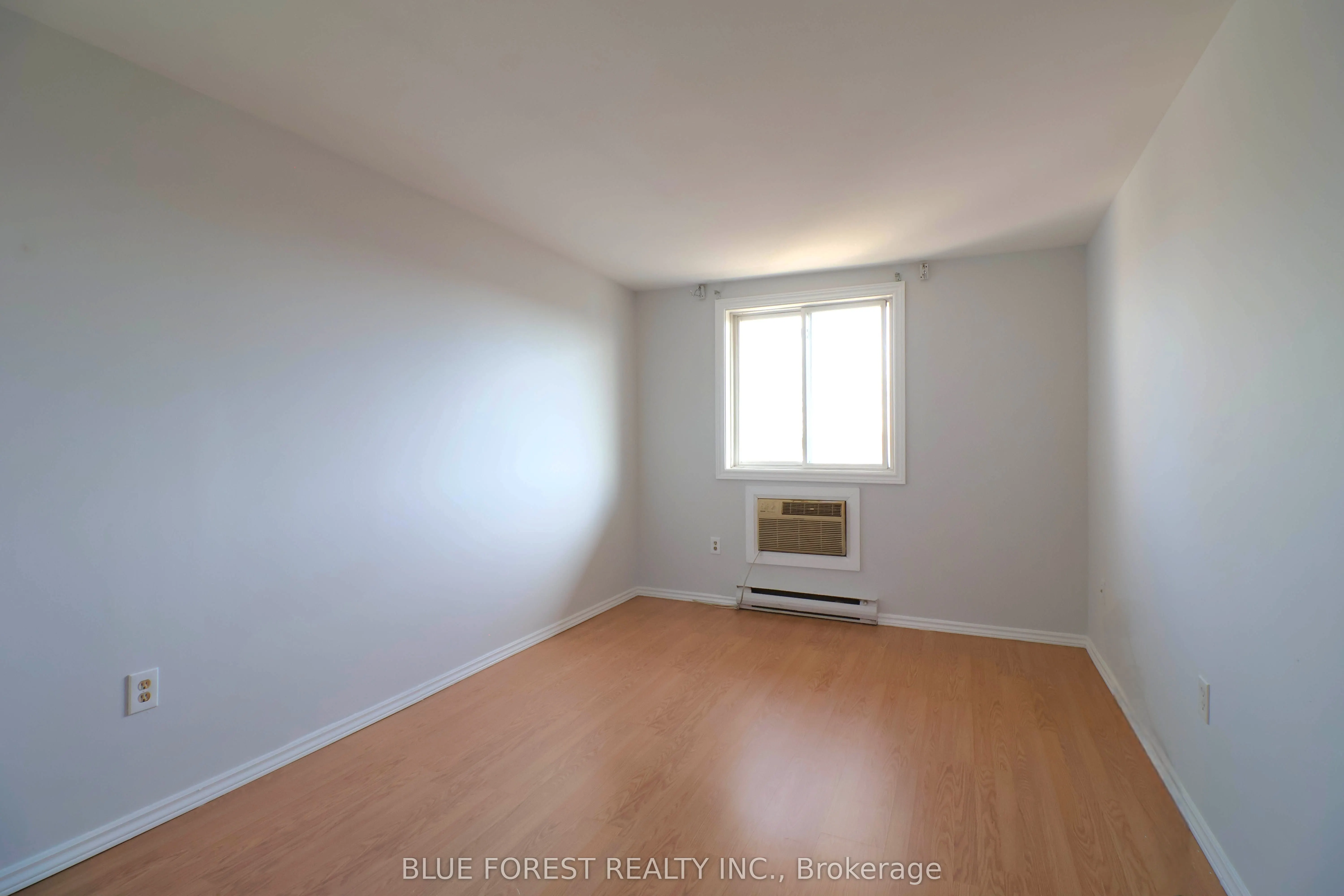 1106 Jalna Boulevard, #304