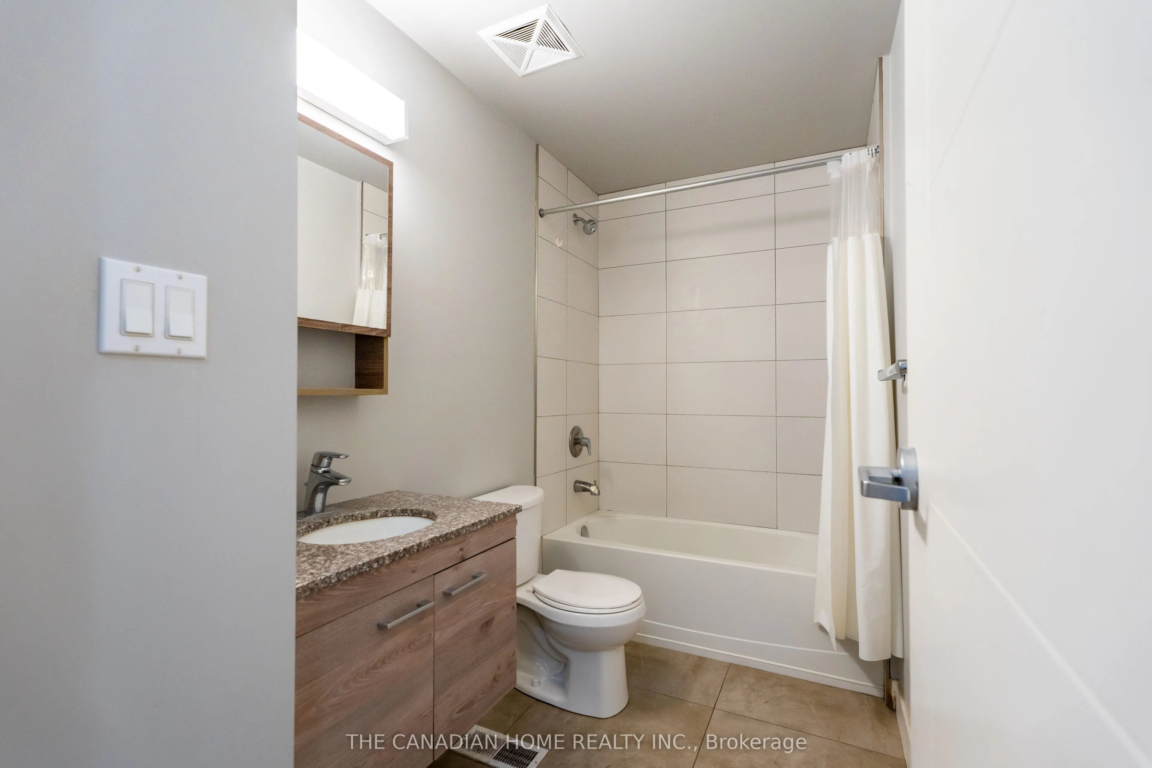 62 Balsam Street, #T201