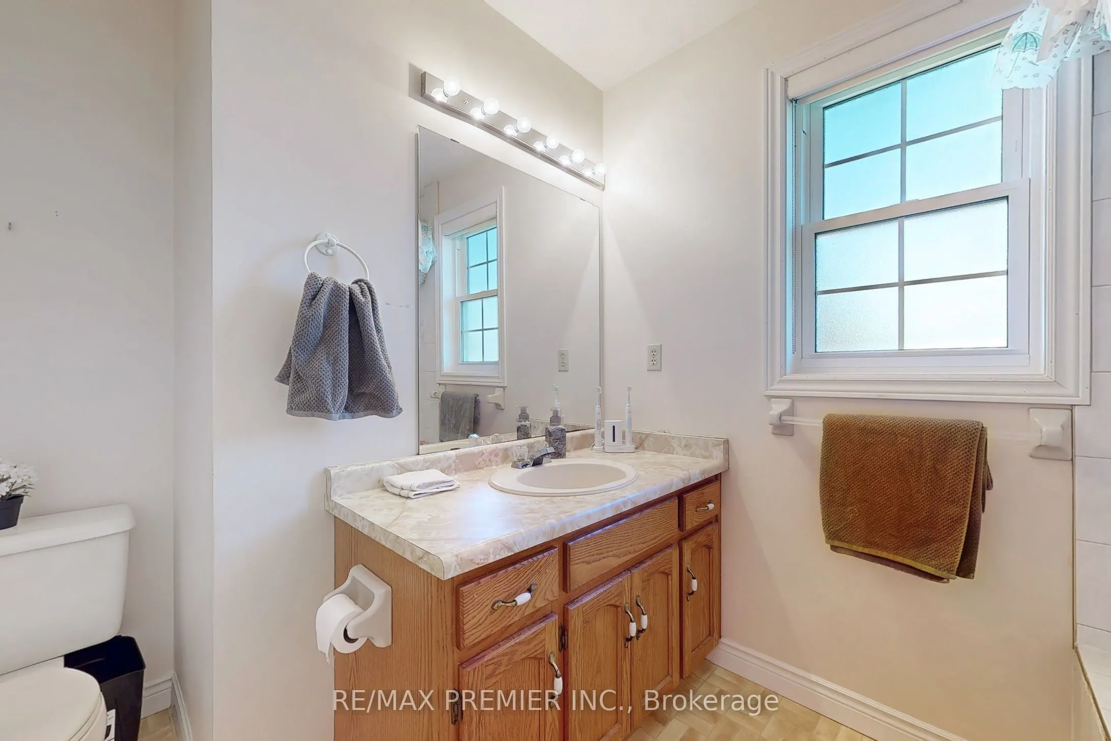 9 Wentworth Drive, #13