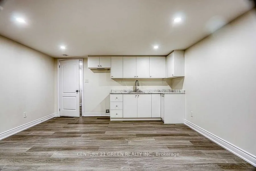 164 Gardiner Drive