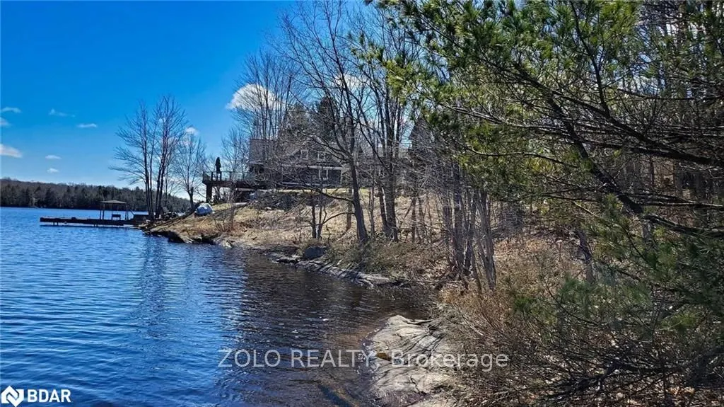 18 Hawkins Point Road