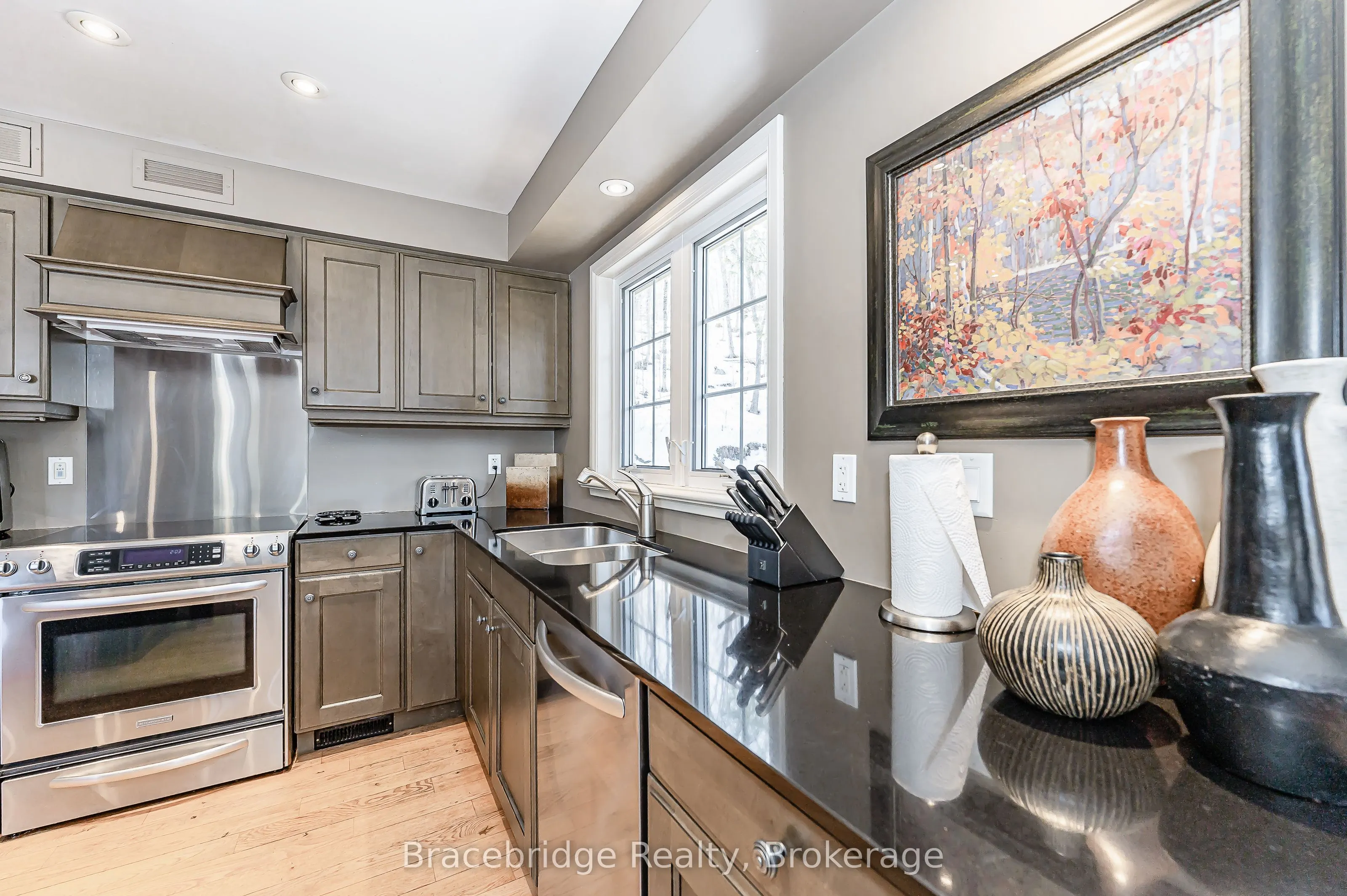 3876 MUSKOKA RD HWY 118 W, #Sandfield 3 W3