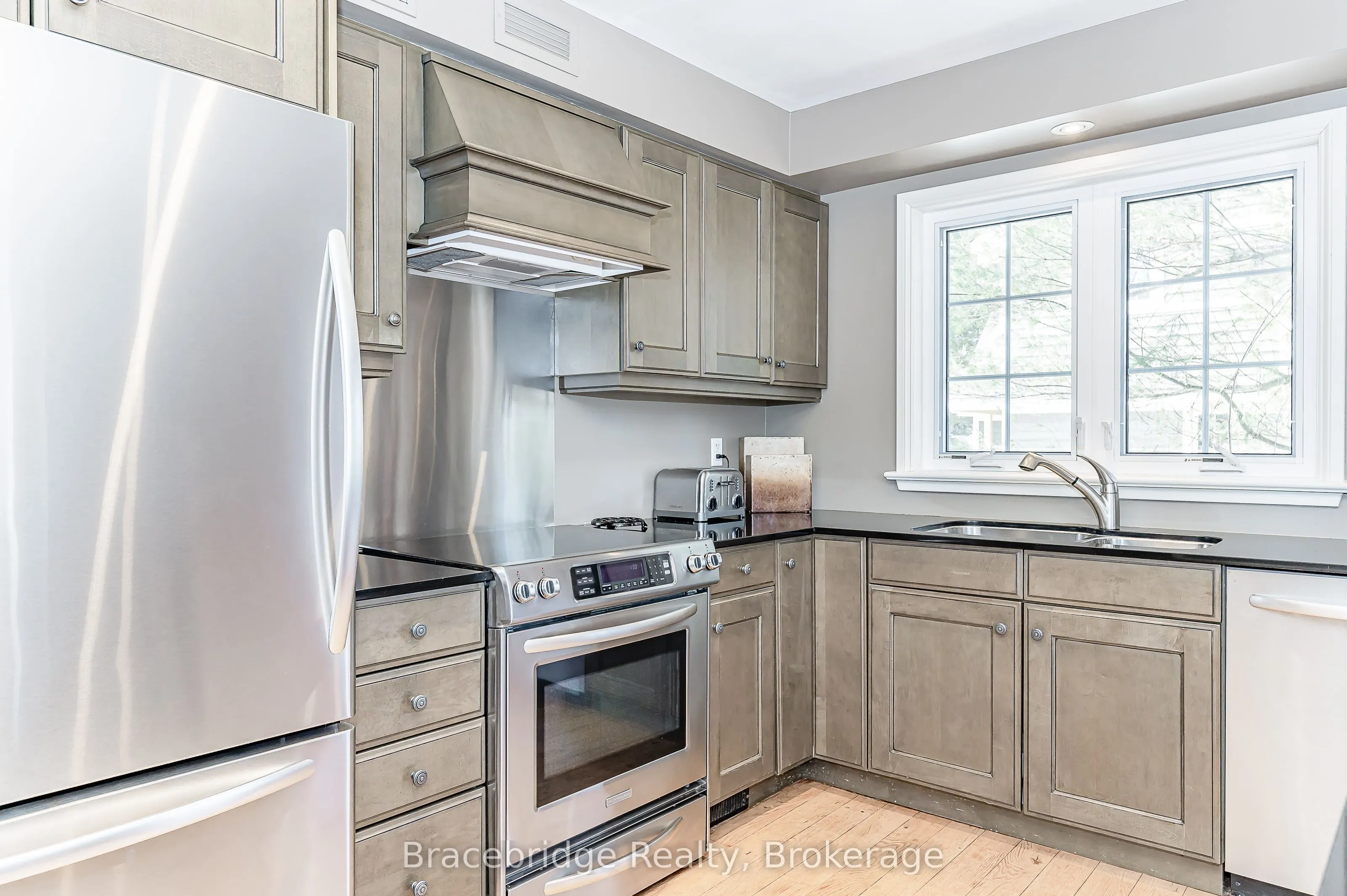 3876 MUSKOKA RD HWY 118 W, #Sandfield 3 W3