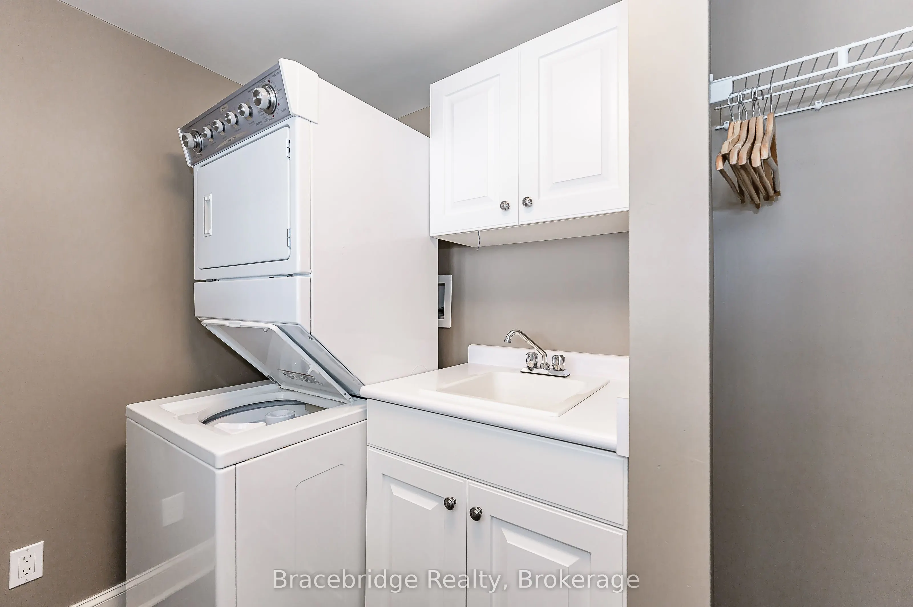 3876 MUSKOKA RD HWY 118 W, #Sandfield 3 W3