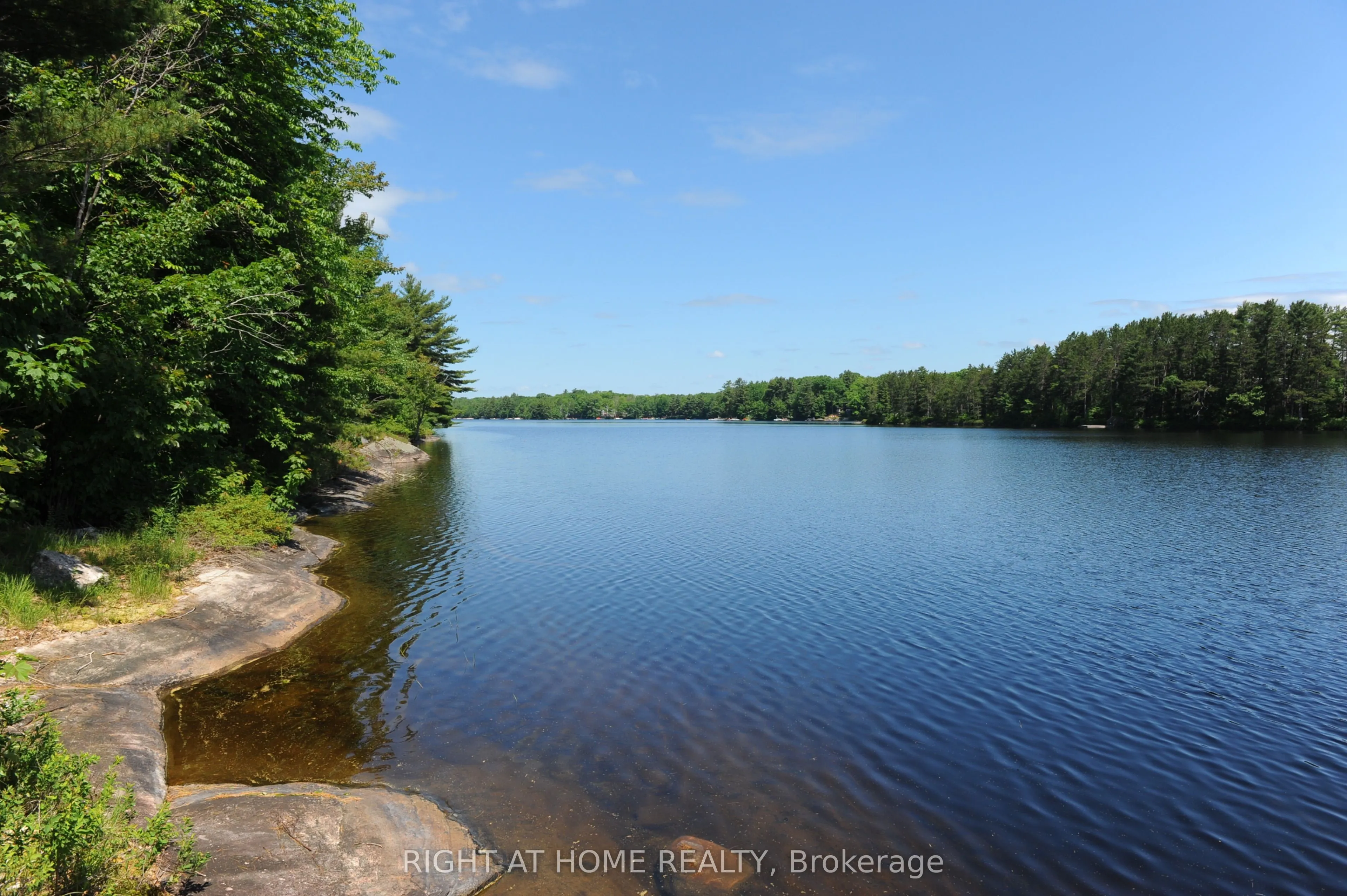 22 Hawkins Point