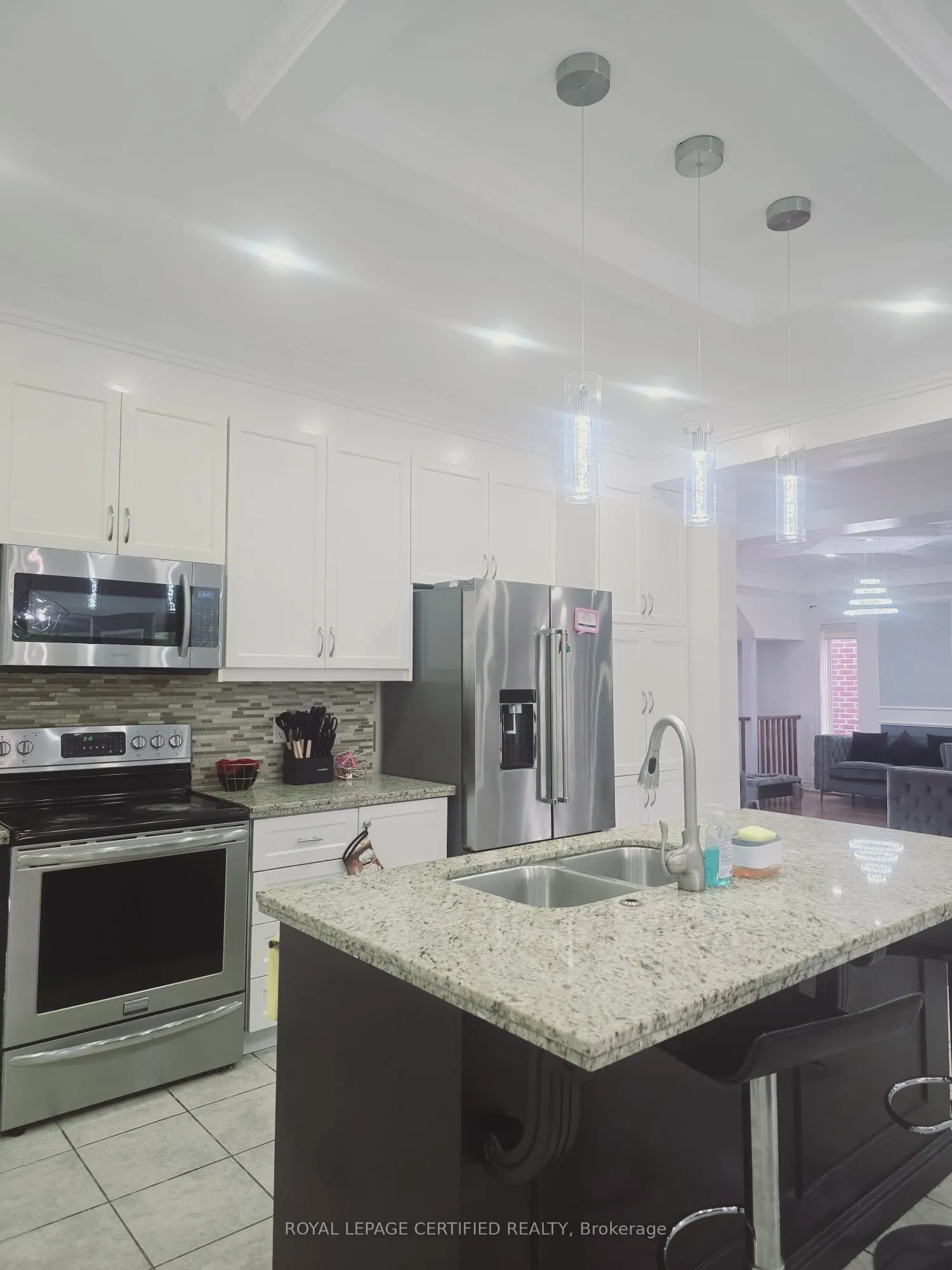 130 Kingsview Drive
