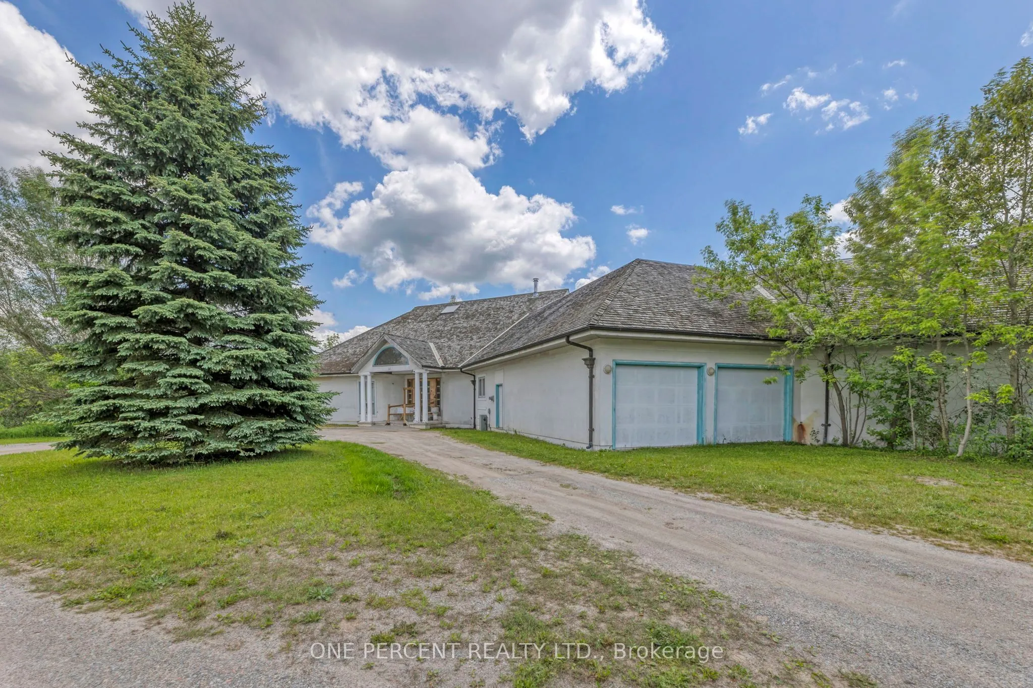 1315 Parkhill Road W