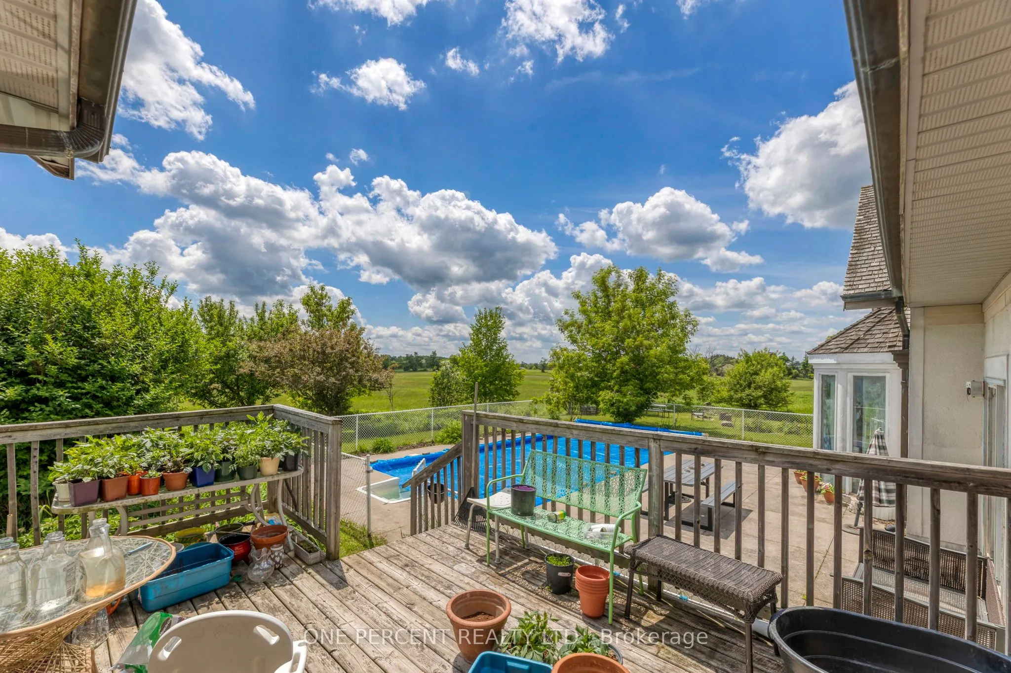 1315 Parkhill Road W