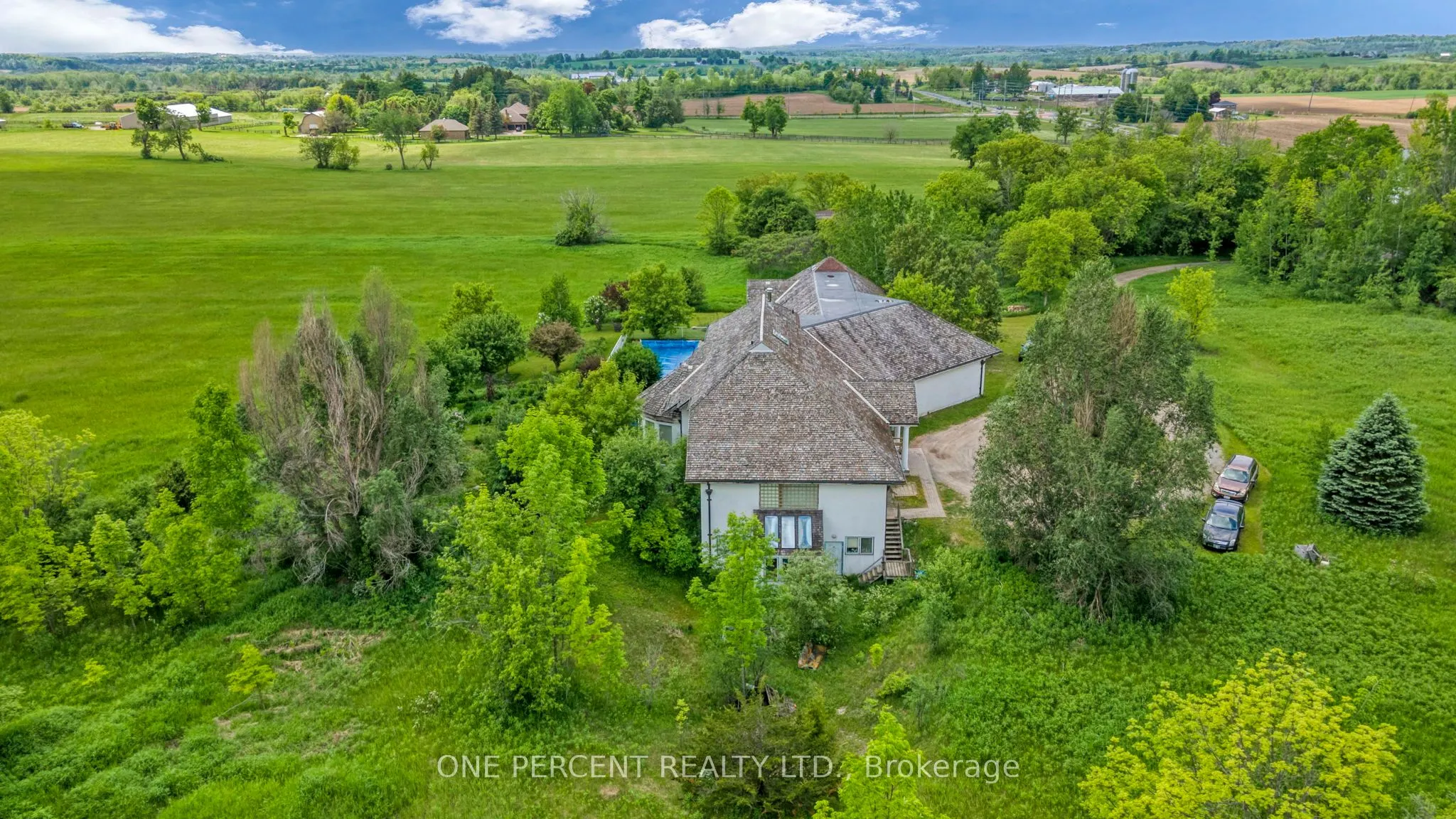 1315 Parkhill Road W