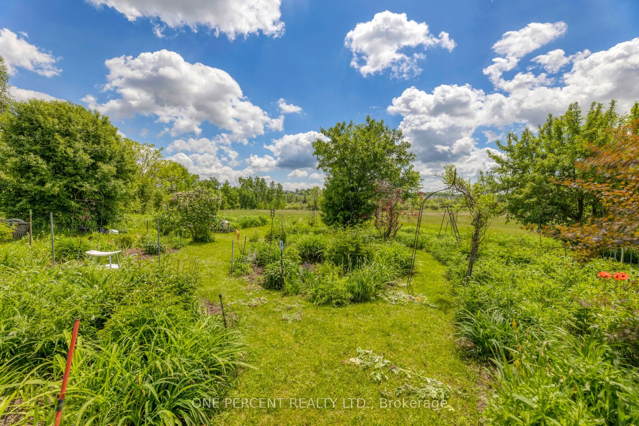 1315 Parkhill Road W