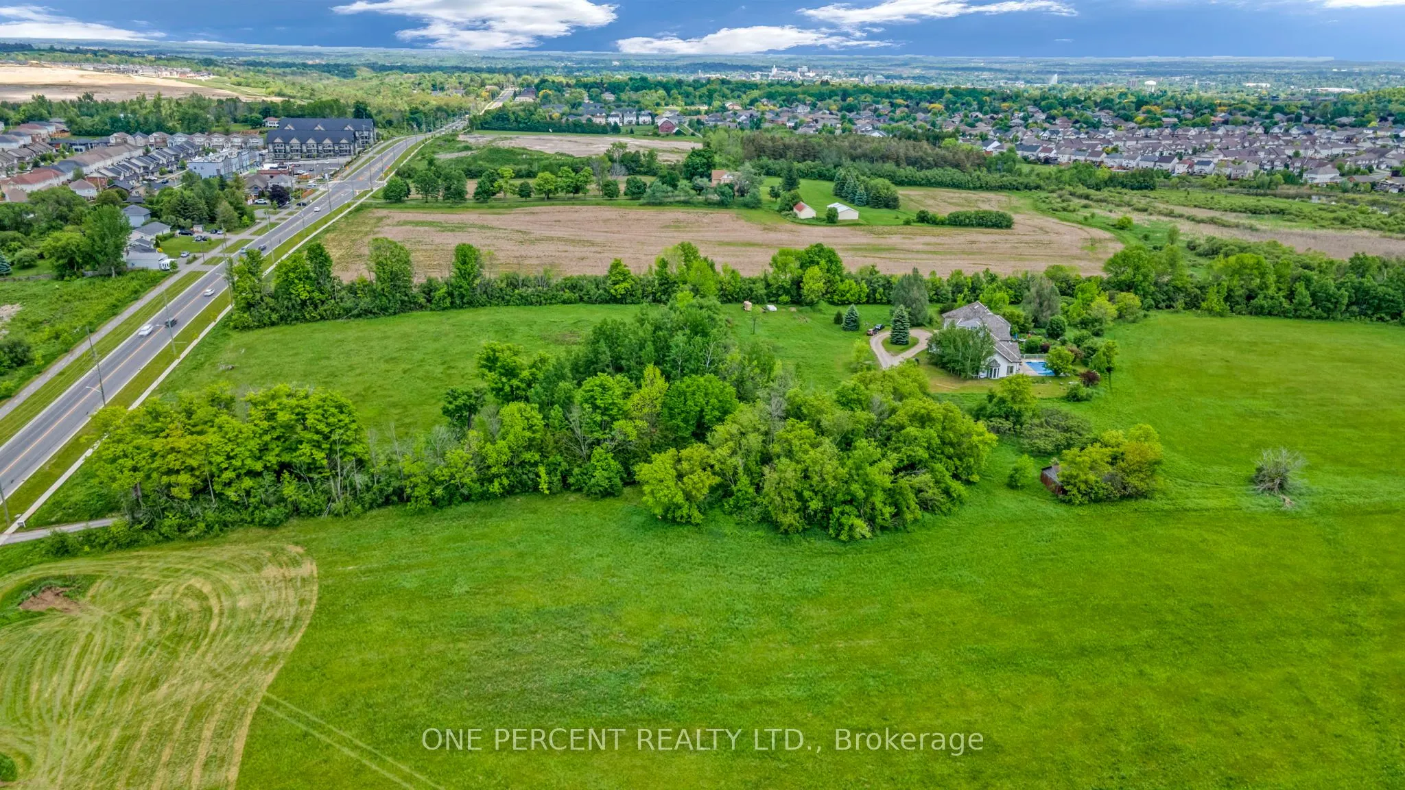 1315 Parkhill Road W
