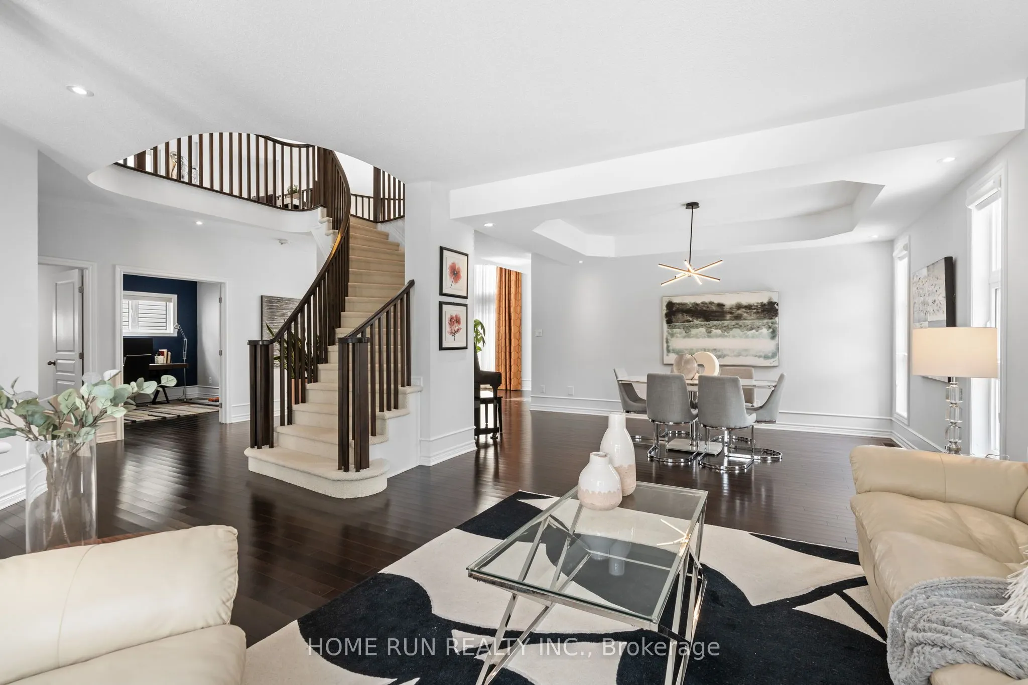 100 Kinghaven Crescent