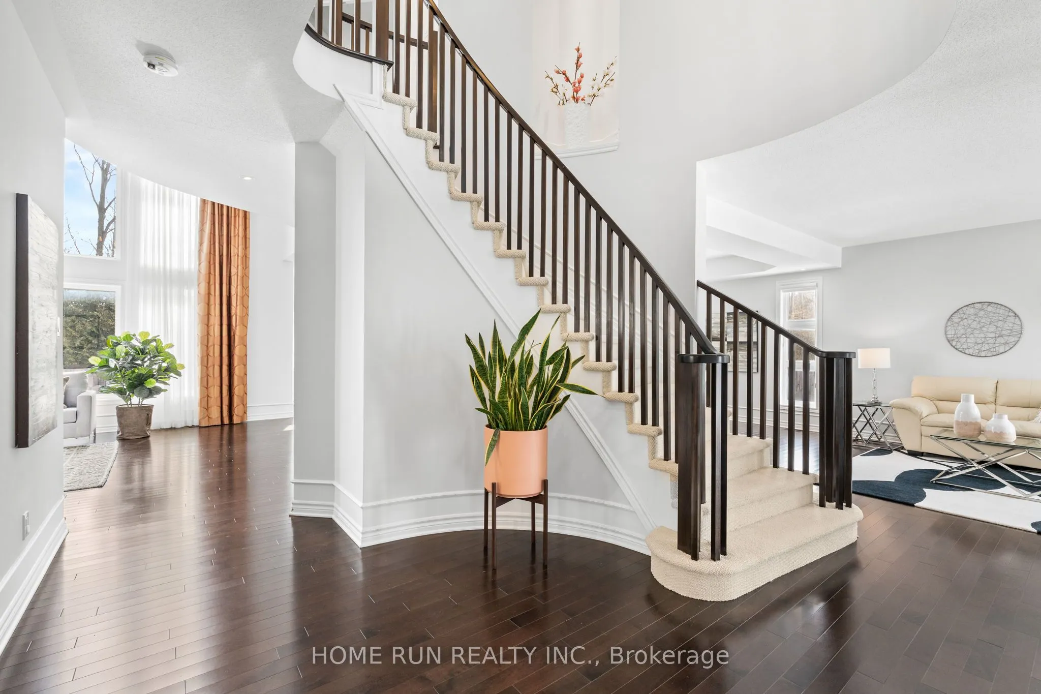 100 Kinghaven Crescent