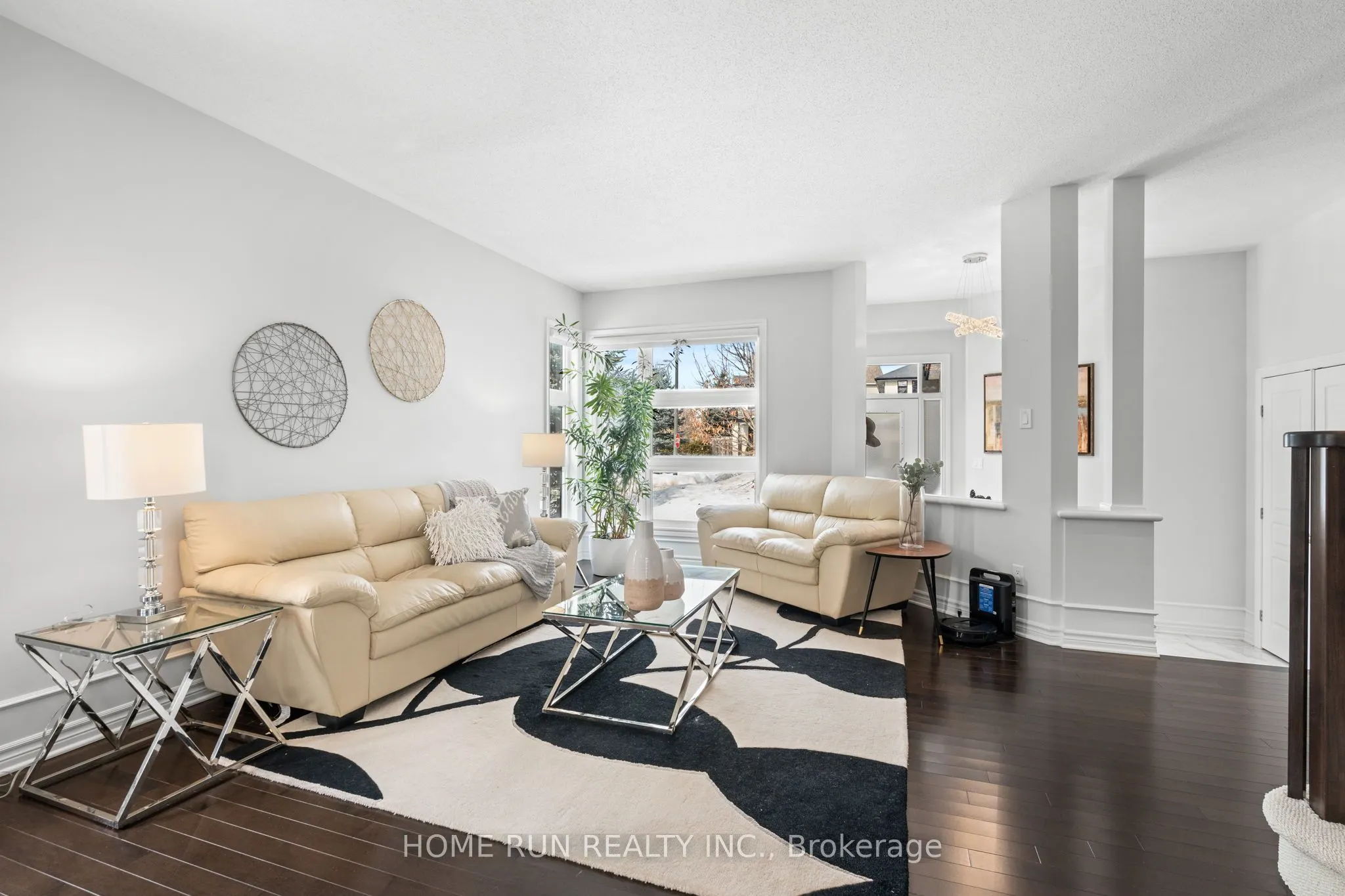 100 Kinghaven Crescent
