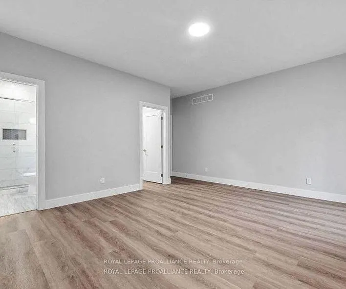 78 Riverside Trail
