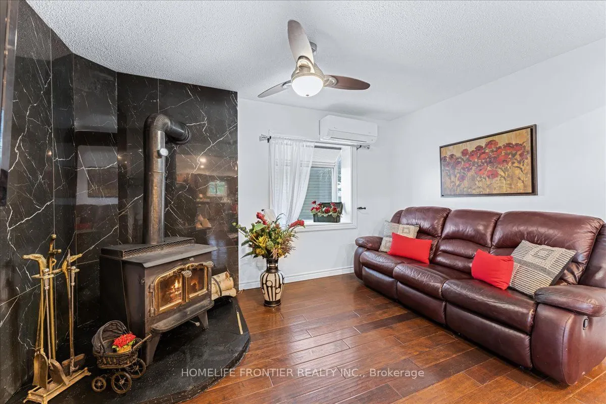 6 Lakeview Park Road