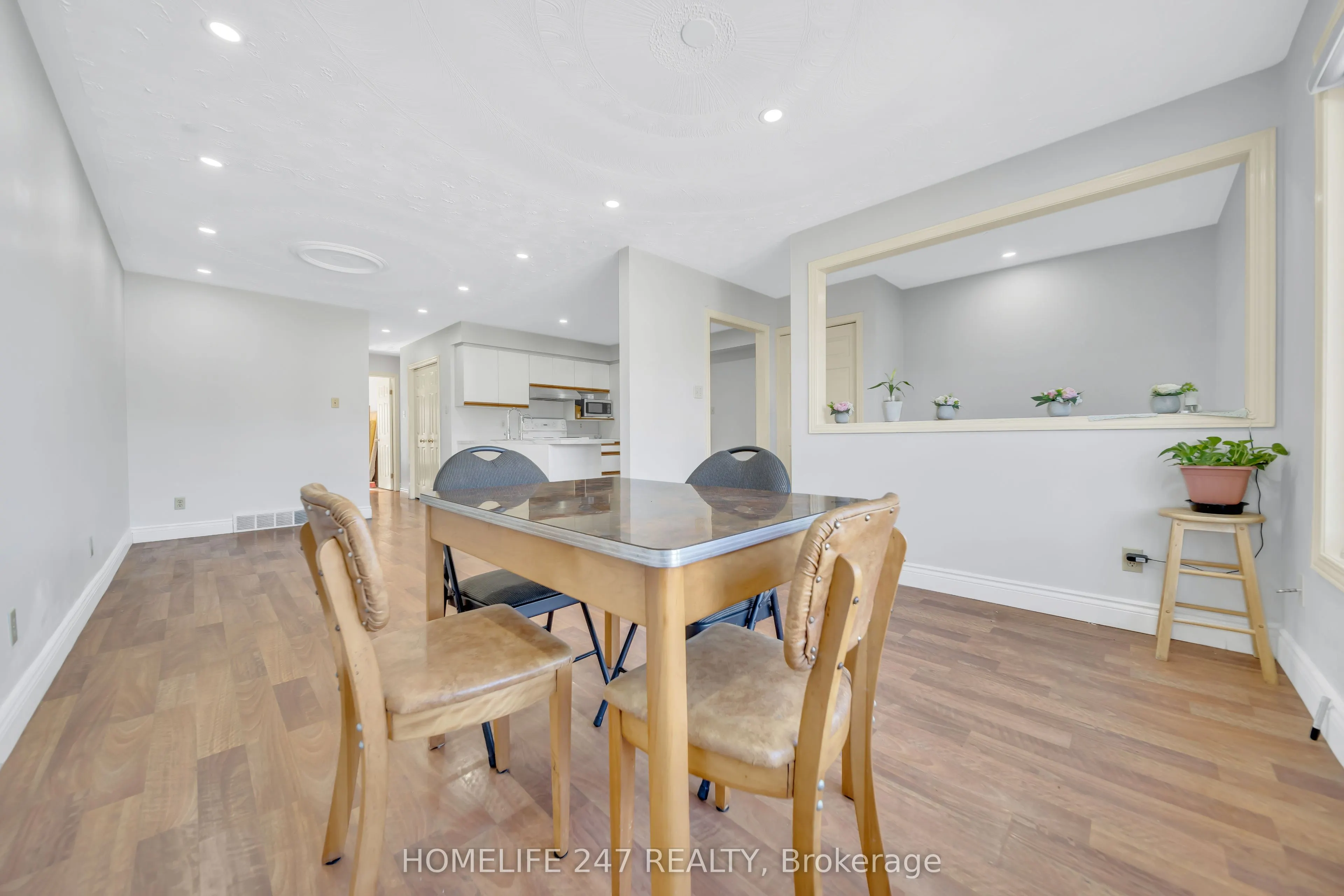 86 Old Huron Court