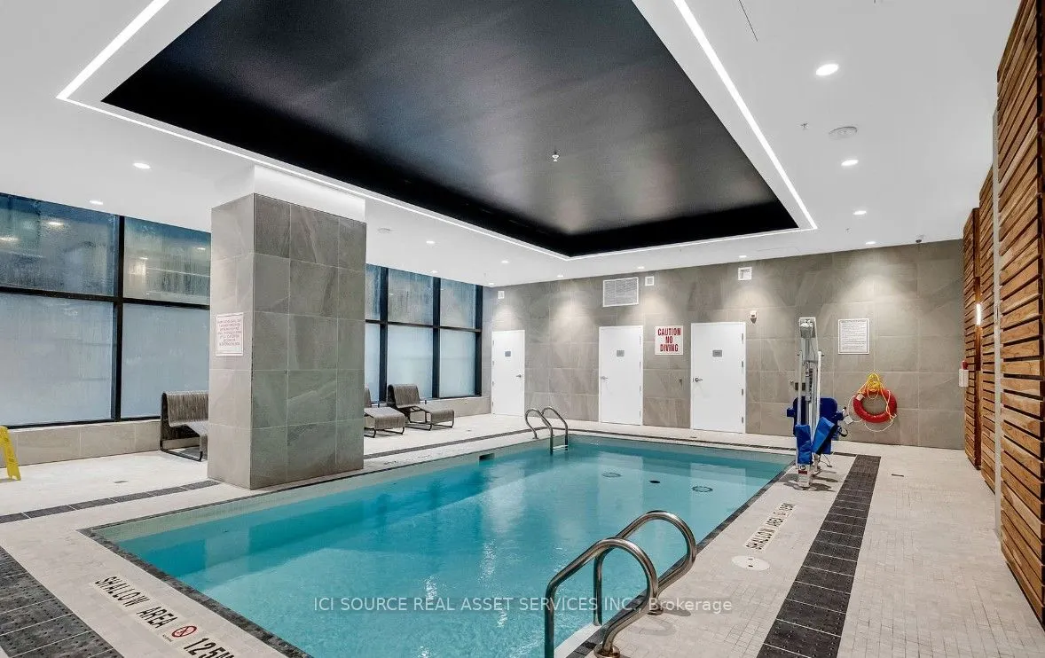 340 Queen Street, #1009
