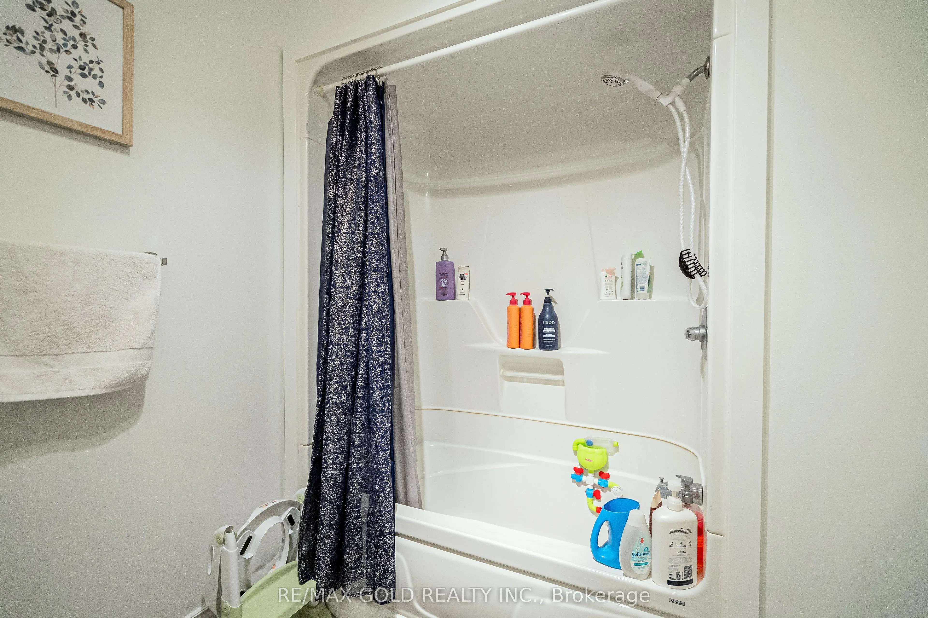 445 Pioneer Drive, #4