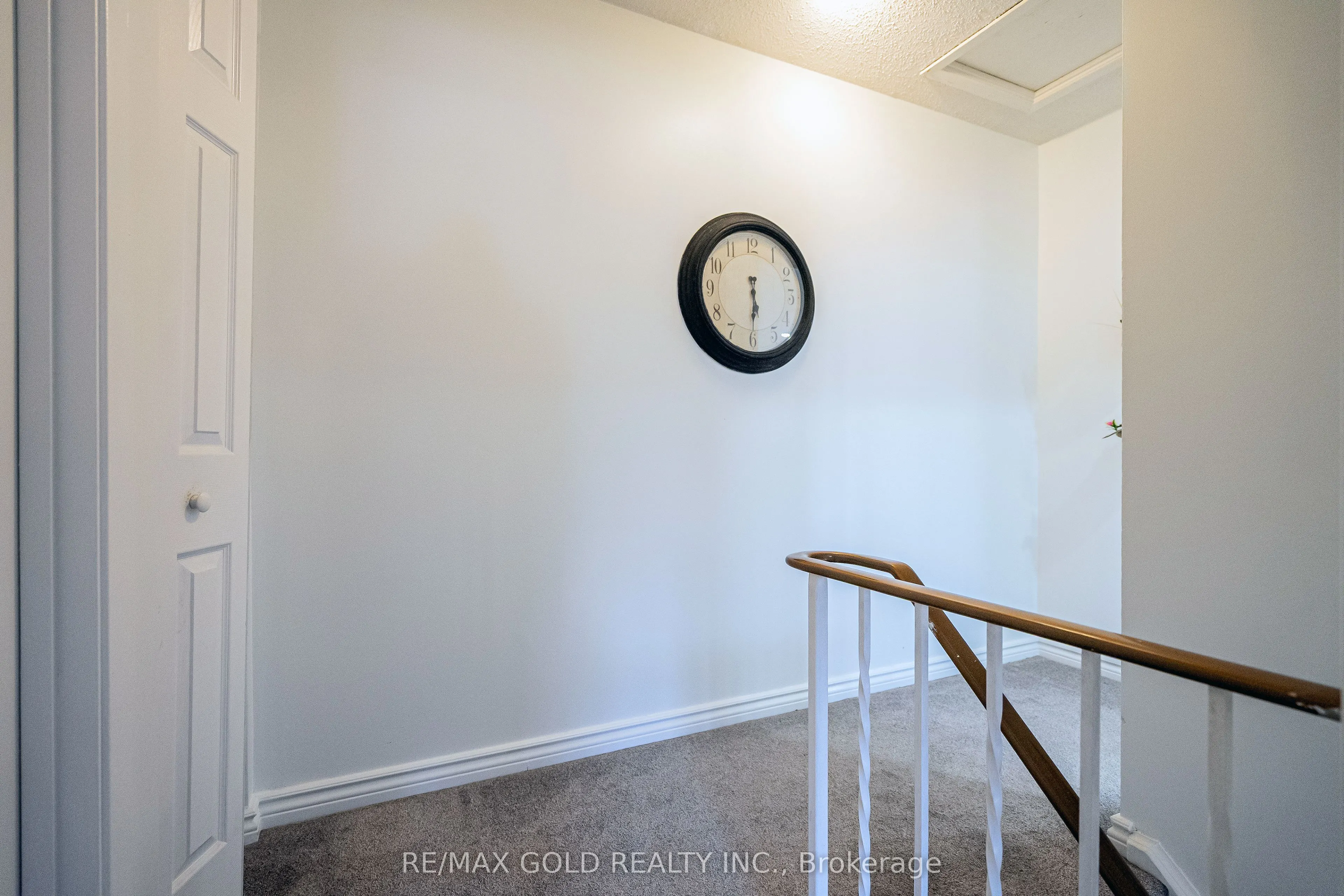 445 Pioneer Drive, #4