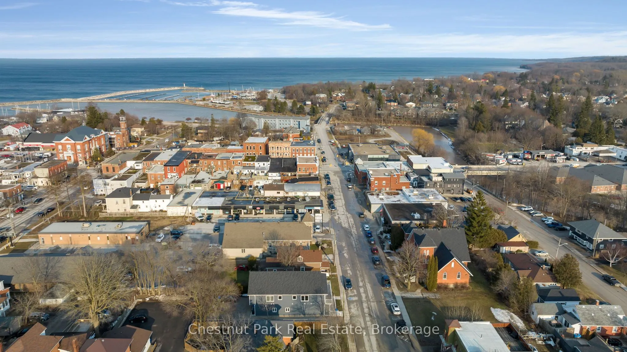 16 Trowbridge Street W