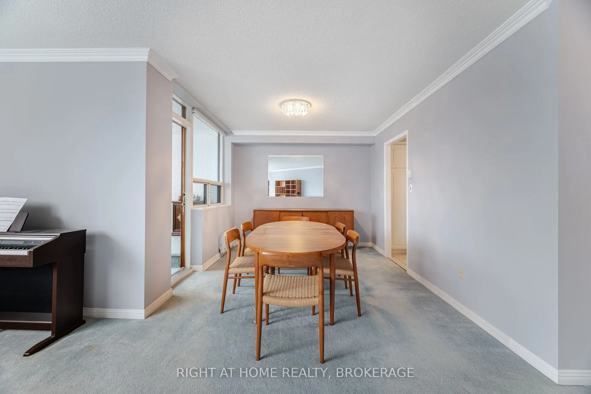 166 Mountain Park Avenue, #201