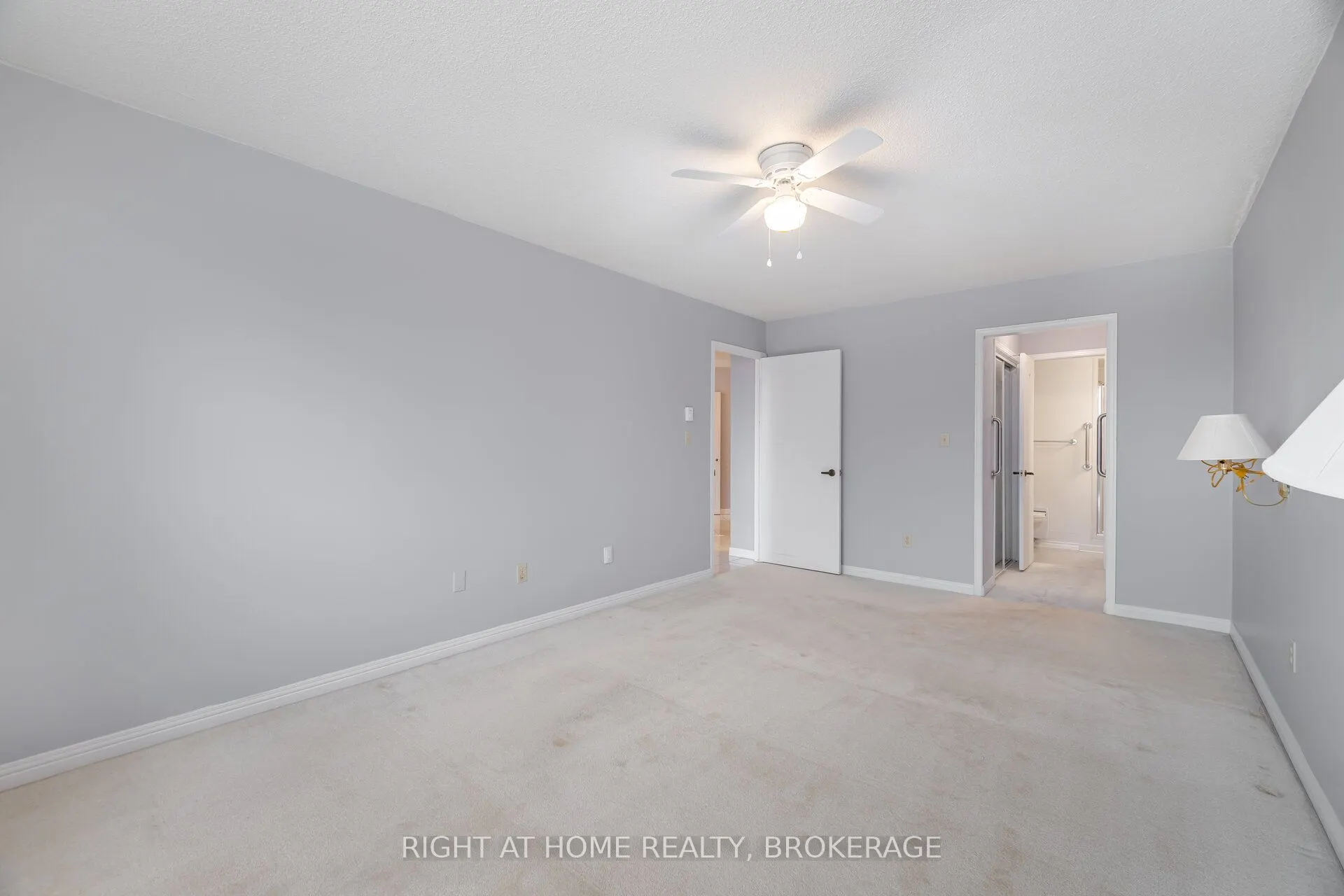 166 Mountain Park Avenue, #201