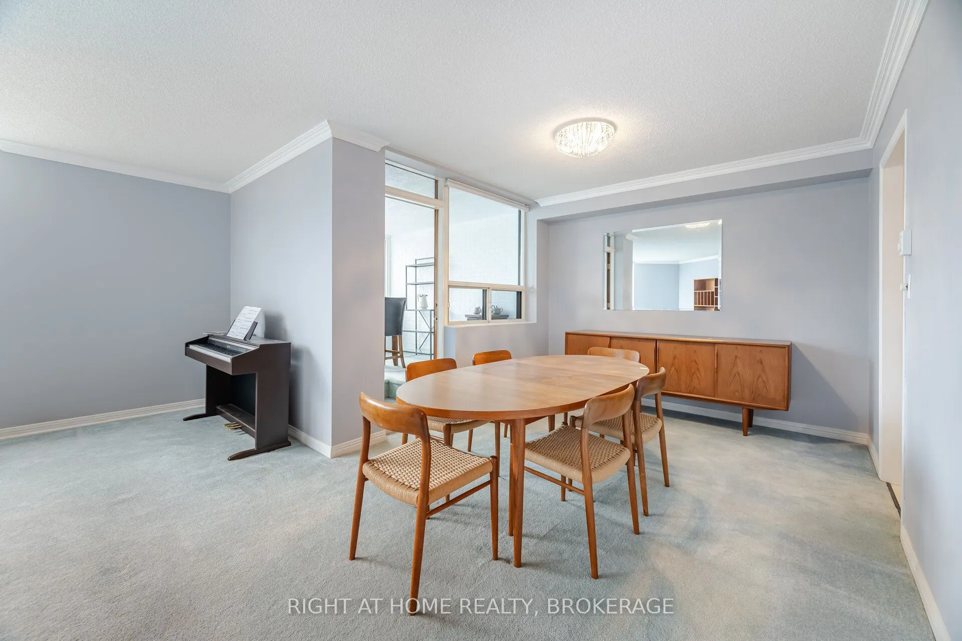 166 Mountain Park Avenue, #201