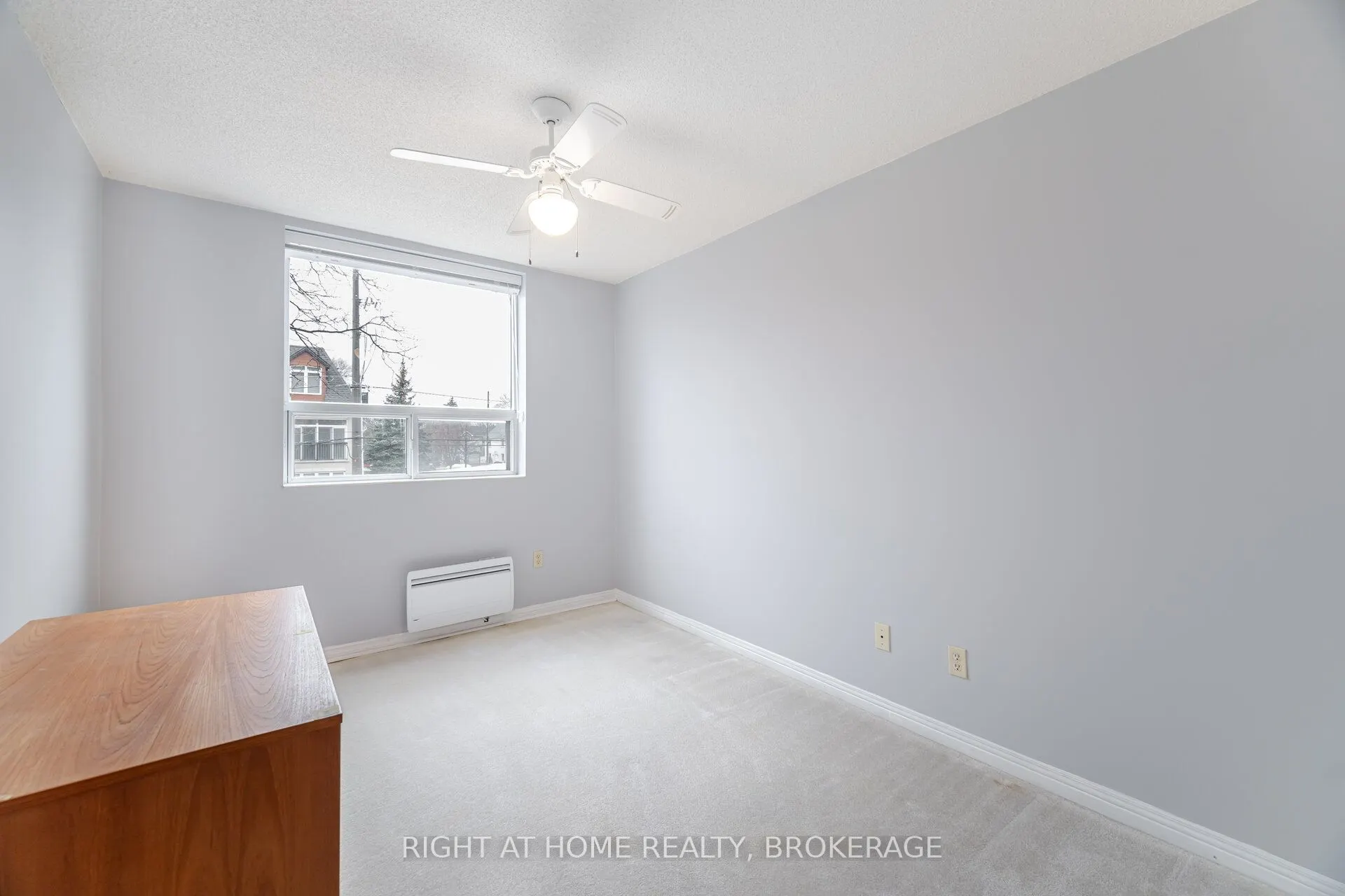 166 Mountain Park Avenue, #201