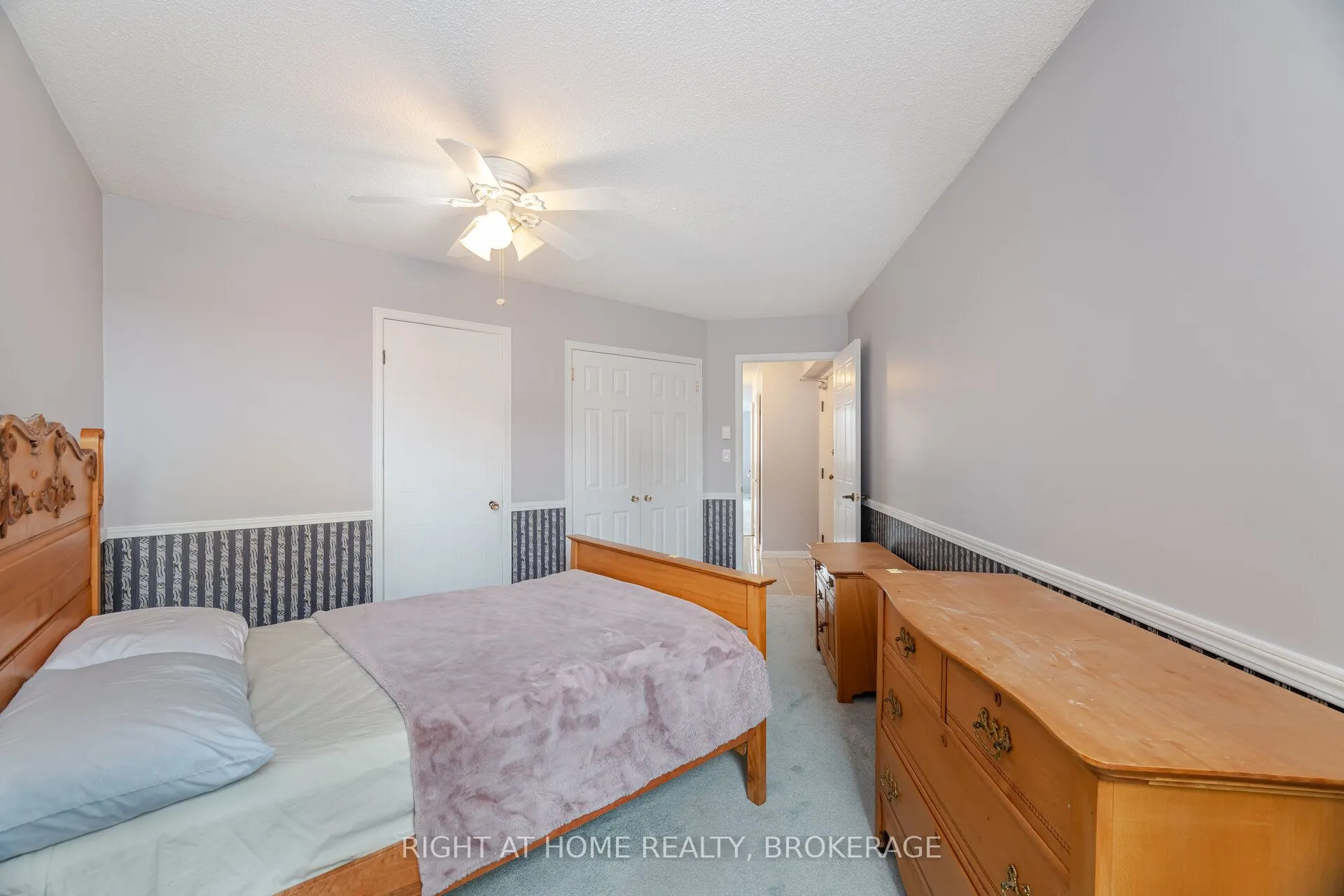 166 Mountain Park Avenue, #201