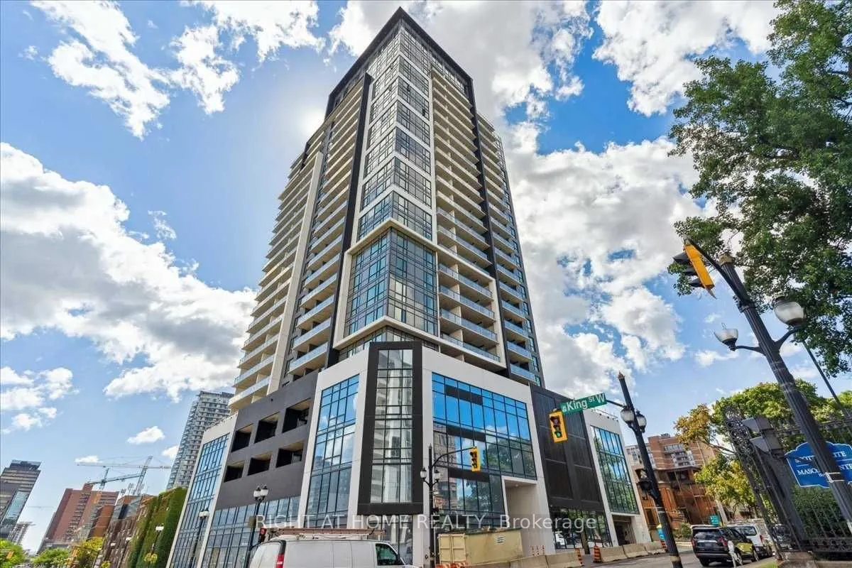 15 Queen Street S, #1815