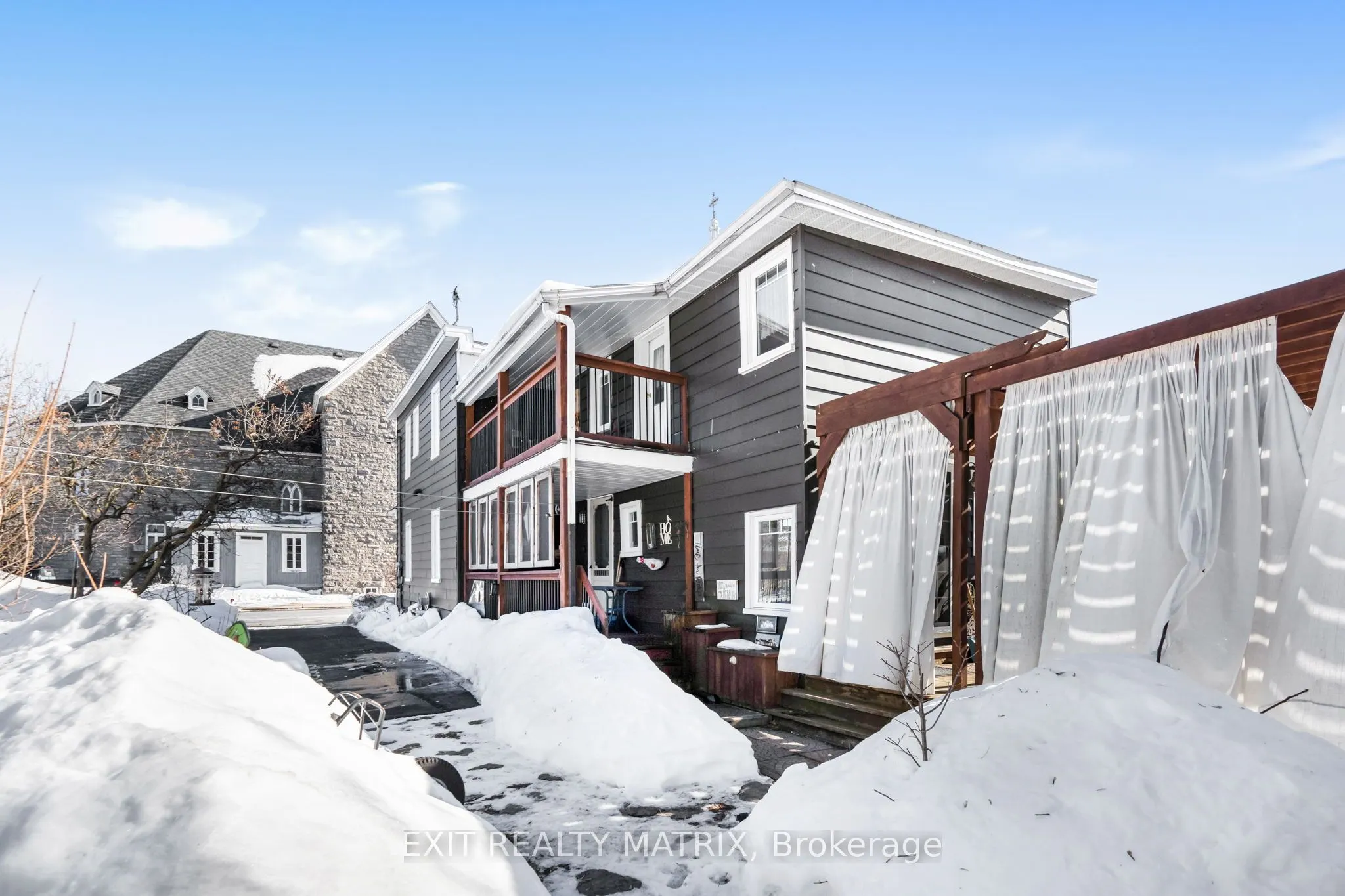 54 Derby Avenue