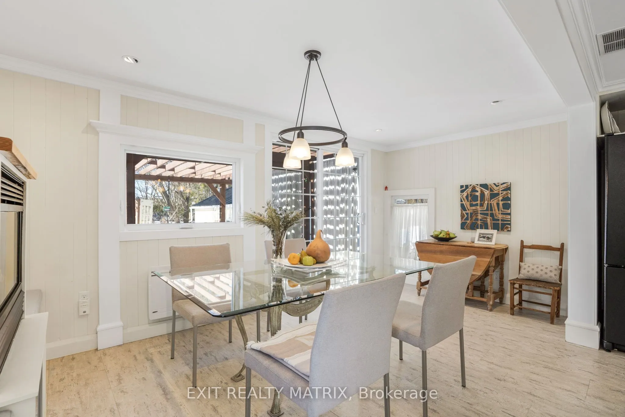 54 Derby Avenue