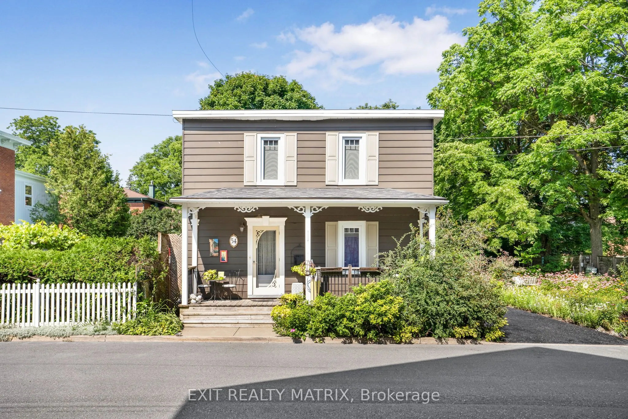 54 Derby Avenue