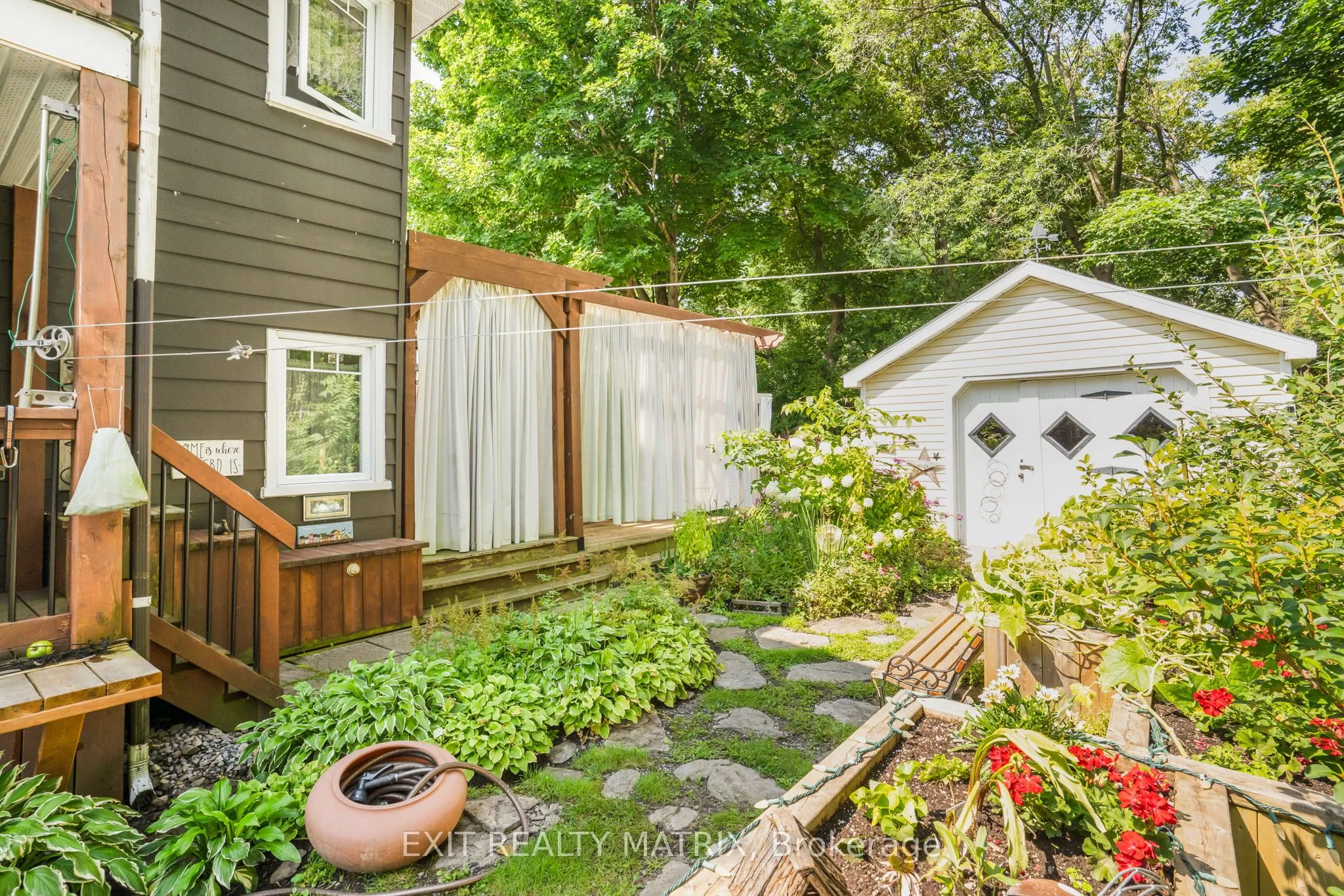 54 Derby Avenue