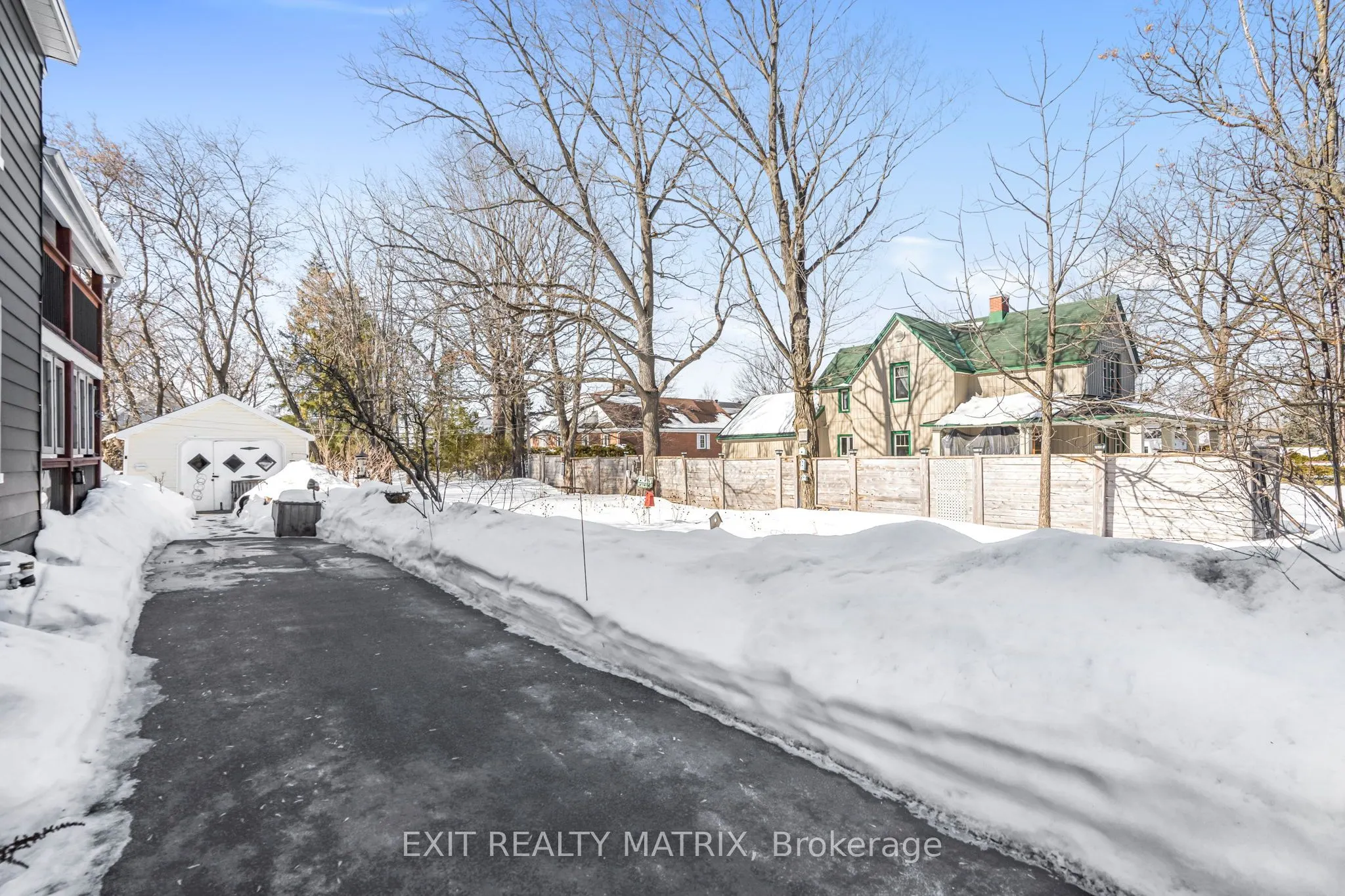 54 Derby Avenue
