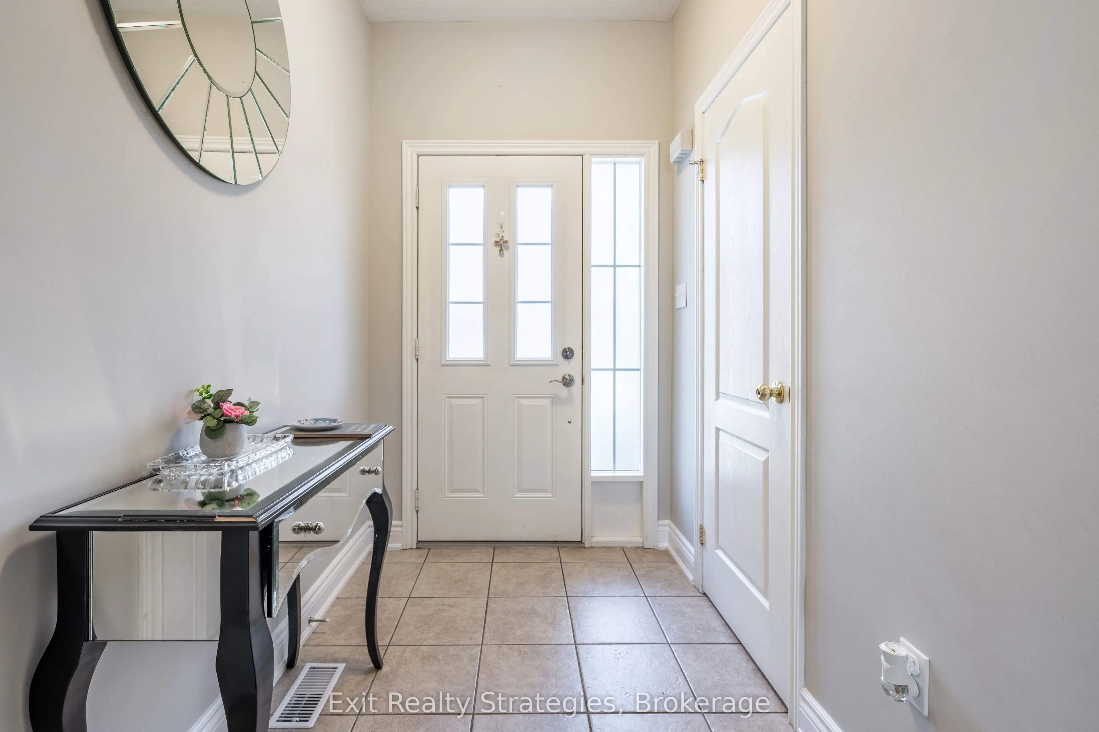 15 Marina Point Crescent