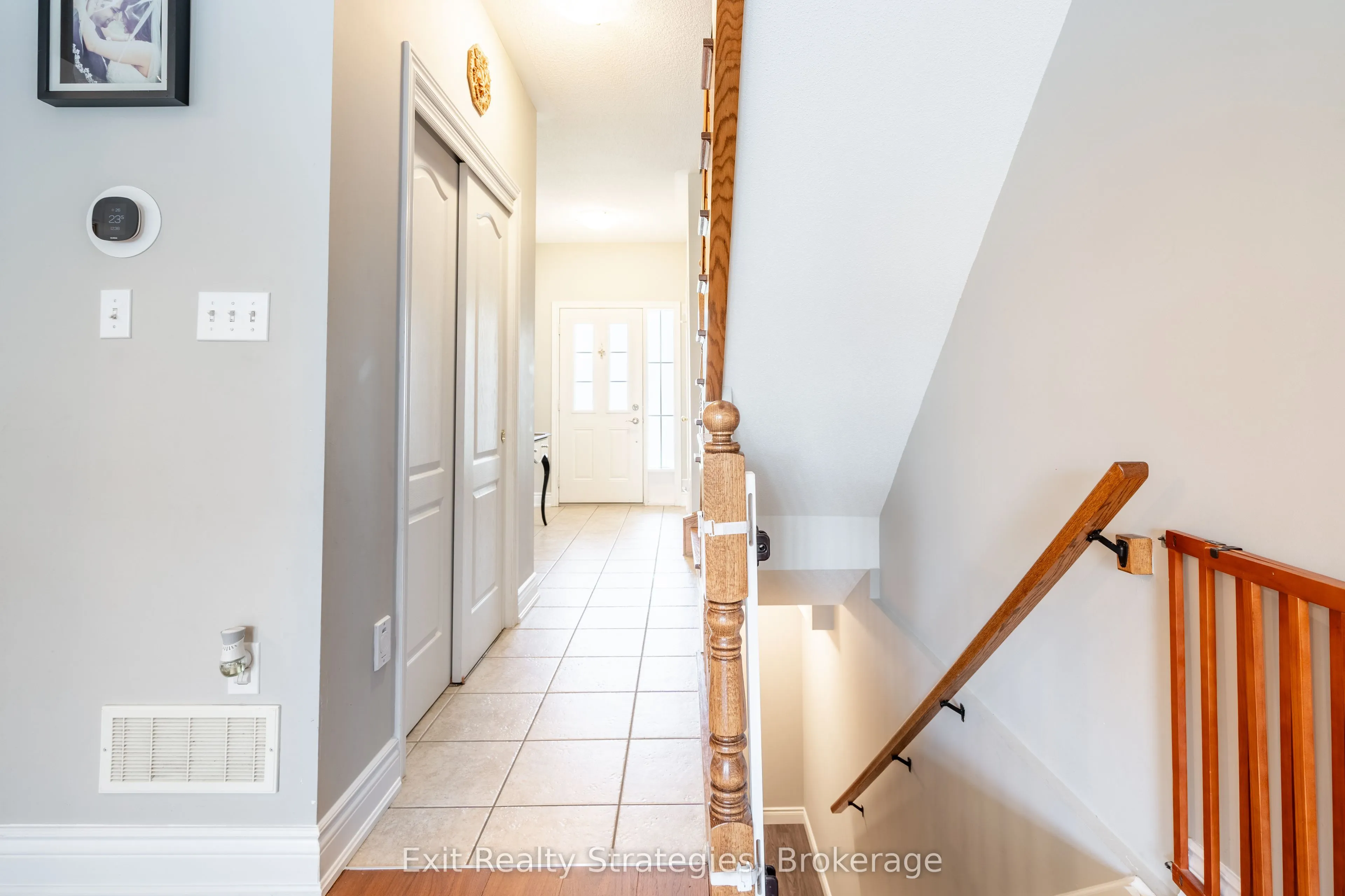 15 Marina Point Crescent