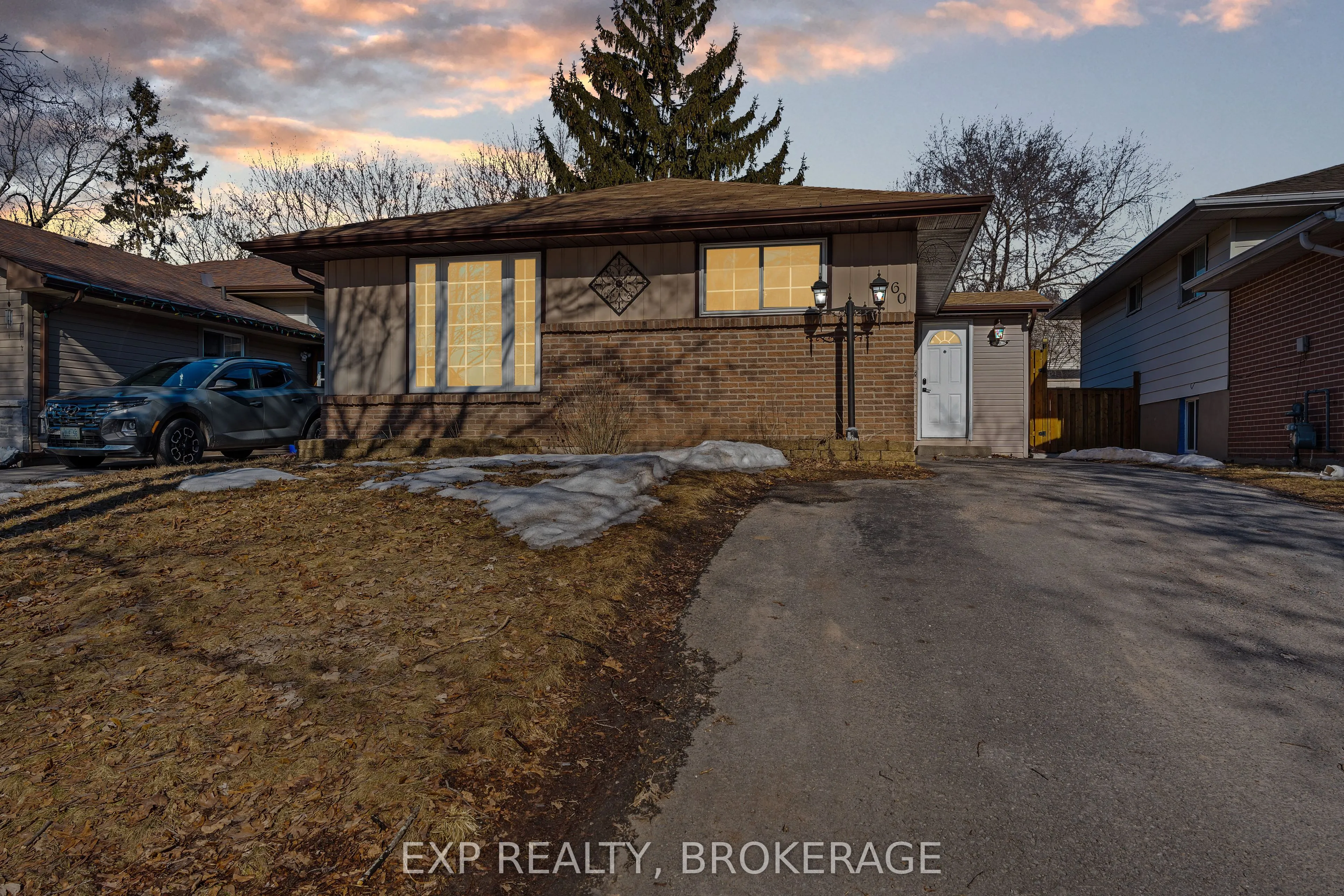 60 GUTHRIE Drive