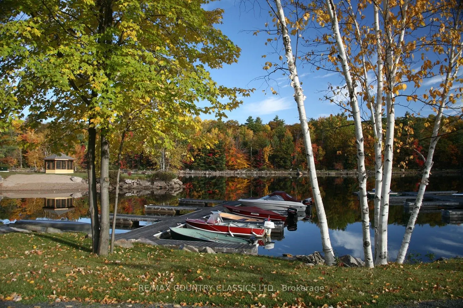 1579 Anstruther Lake Road, #1