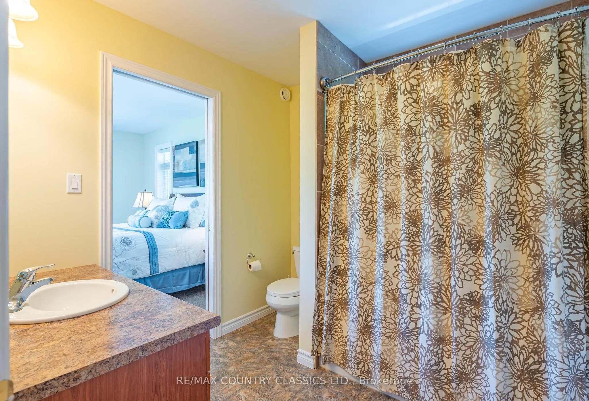 1579 Anstruther Lake Road, #1