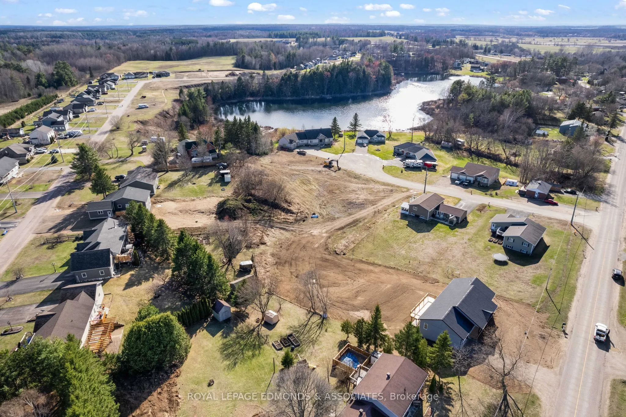 5 Mapleview Court