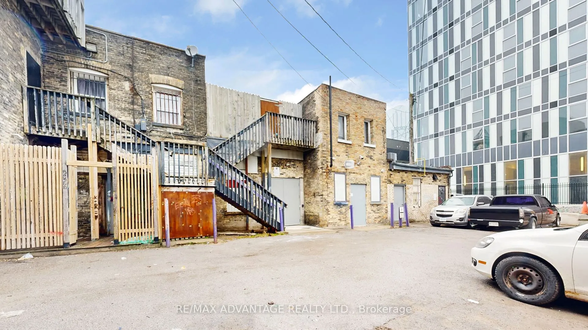 175-179 Dundas Street