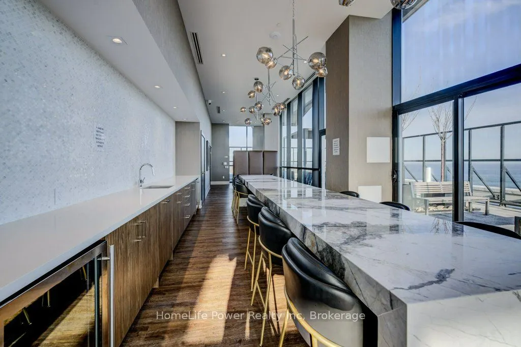 385 Winston Road, #806