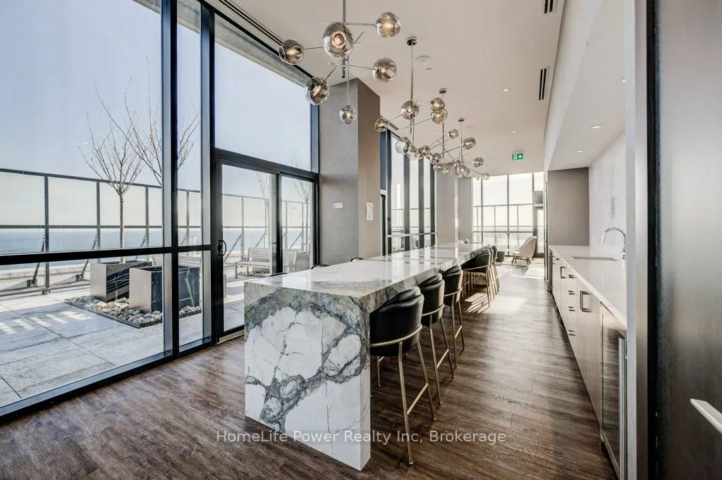 385 Winston Road, #806