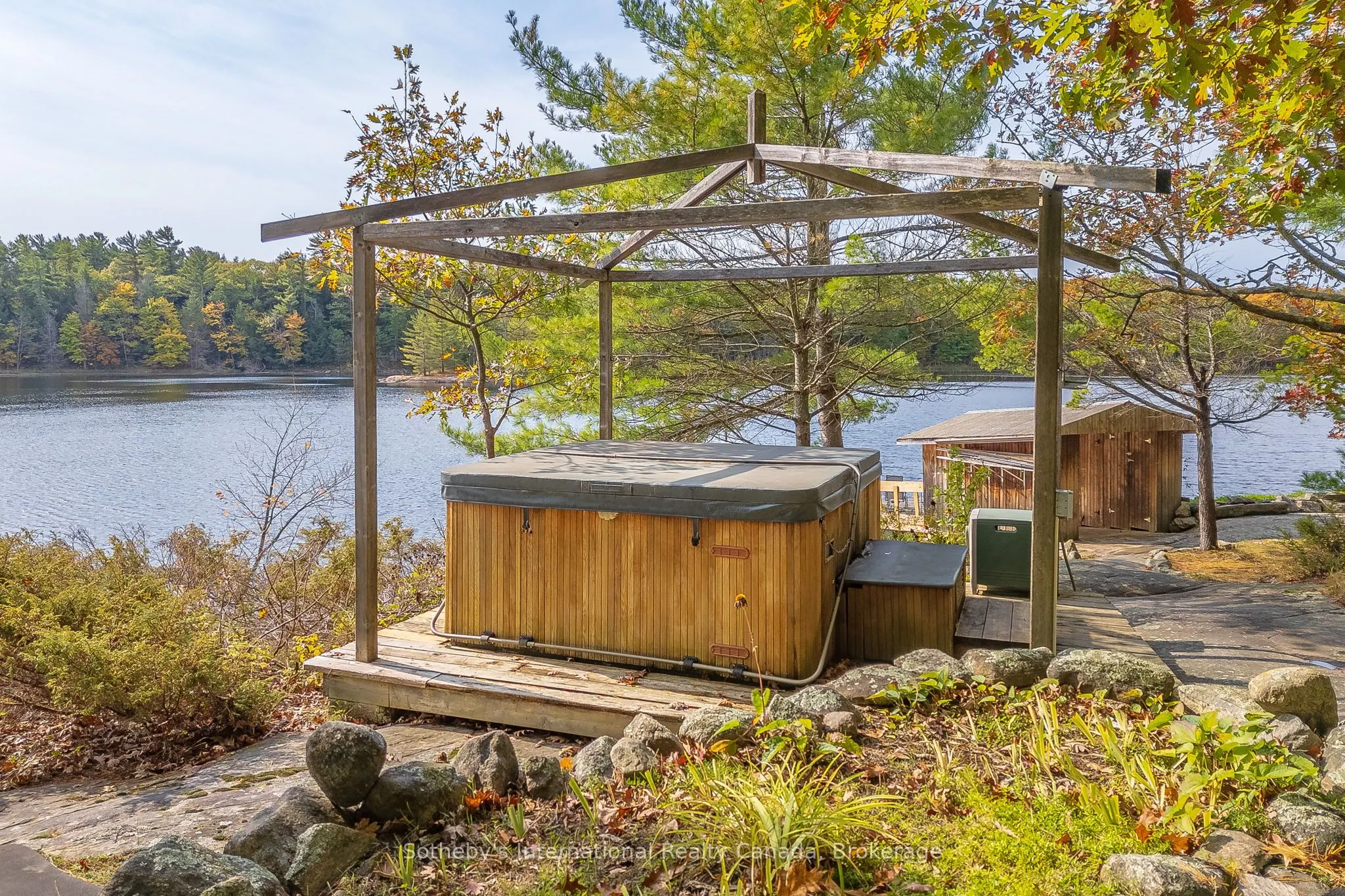 22418 GEORGIAN BAY SHORE