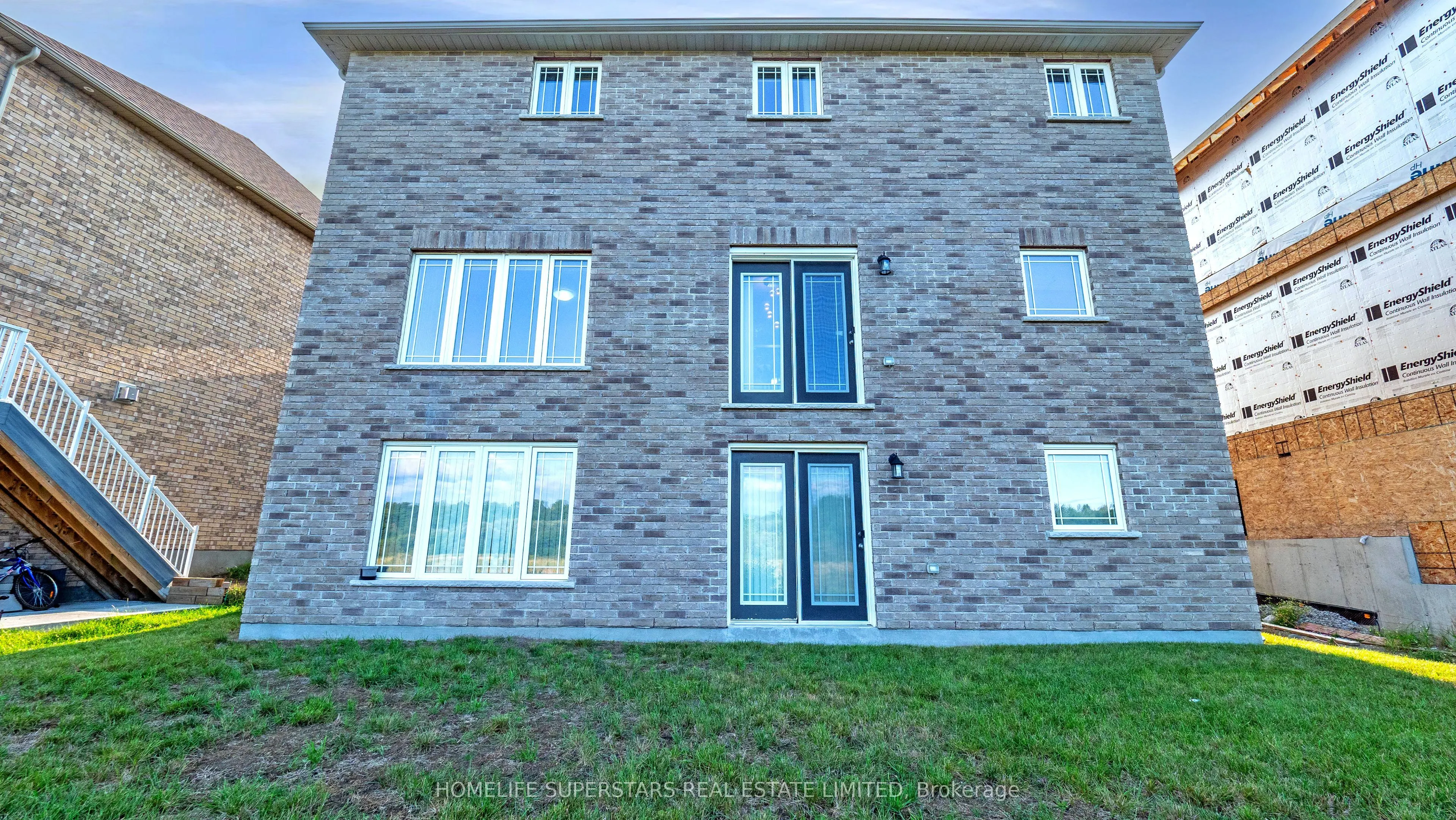 341 Rivertrail Avenue