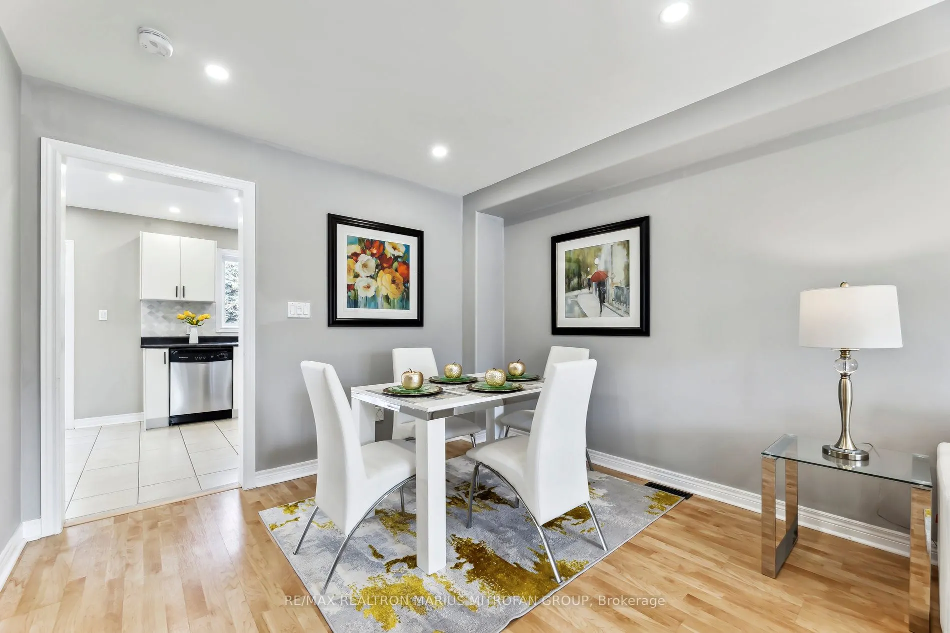 22 Fallingbrook Crescent